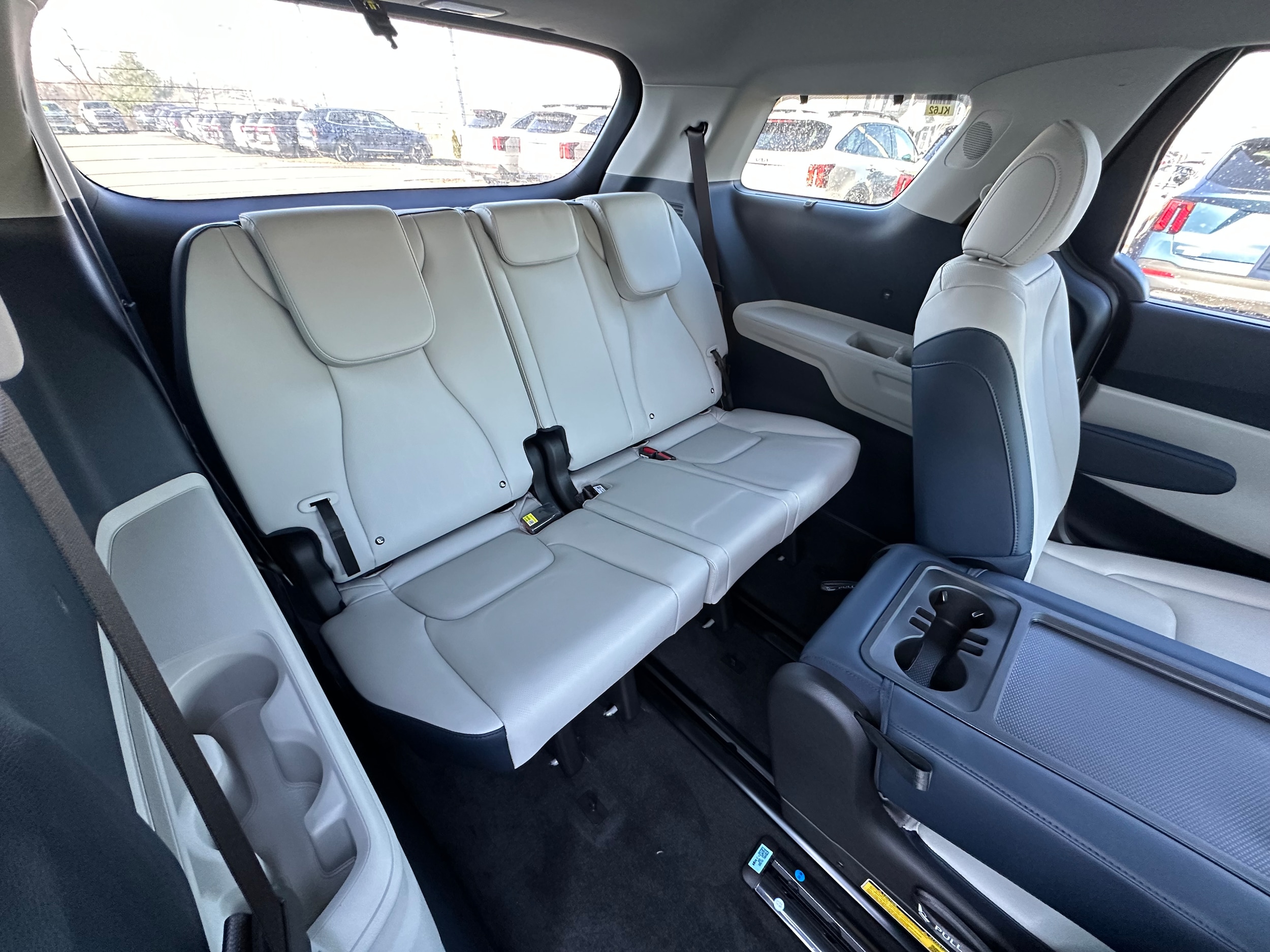 2026 Kia Carnival EX - Photo 30