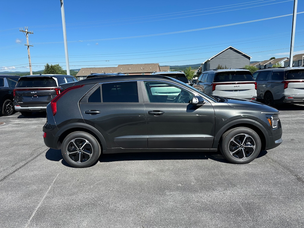 New 2026 Kia Niro EX SUV