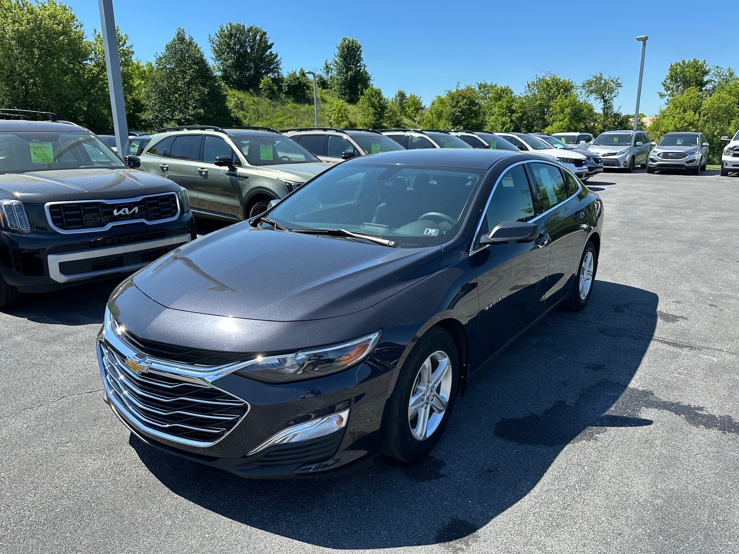2022 Chevrolet Malibu 1LS's photo