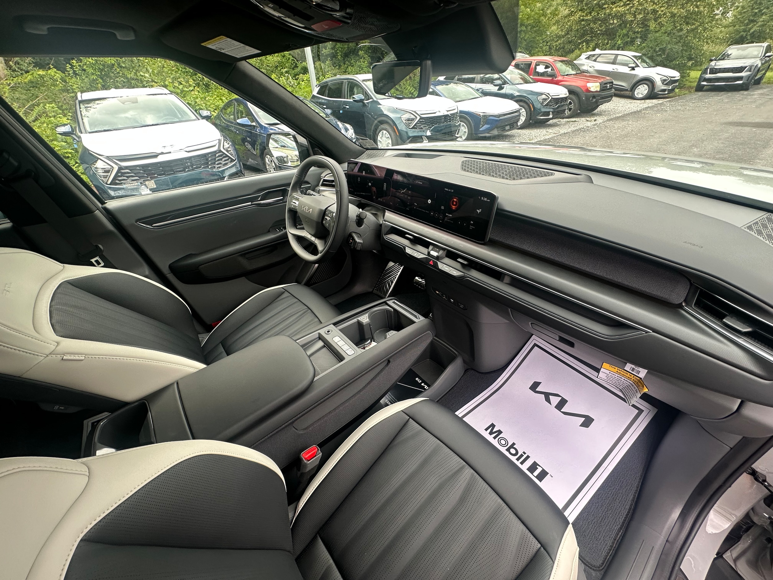 2026 Kia EV9 GT-Line - Photo 23