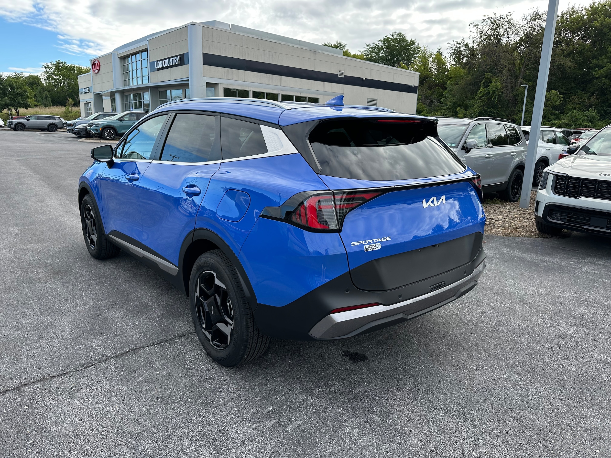 2026 Kia Sportage EX - Photo 6