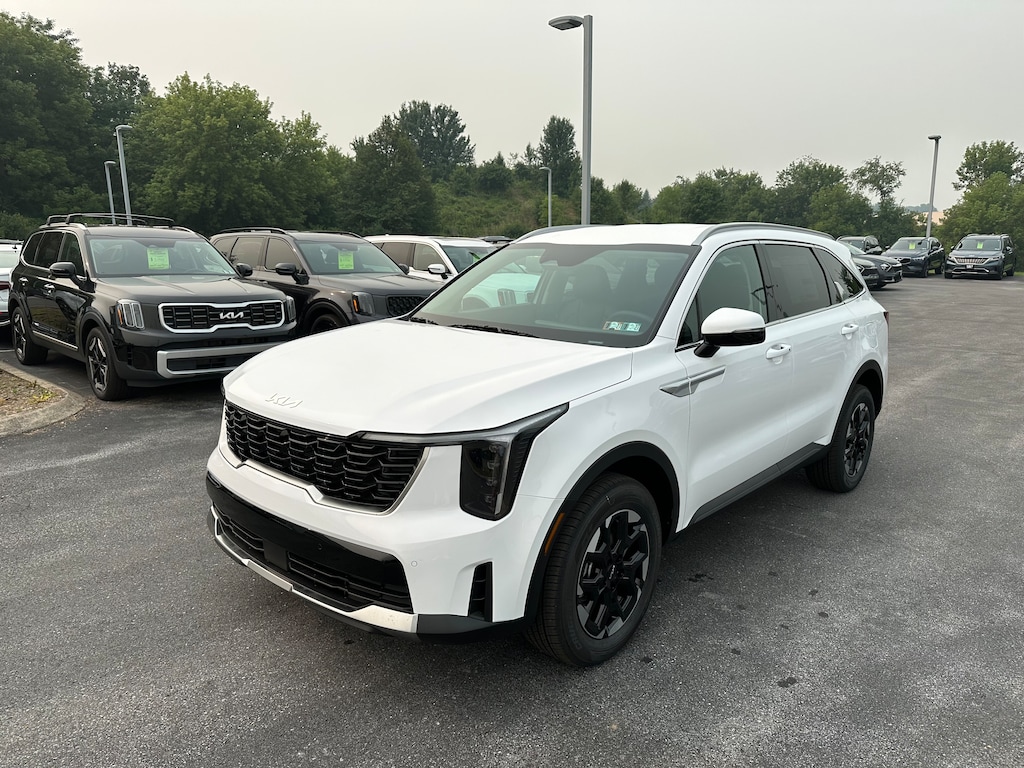 New 2026 Kia Sorento S SUV