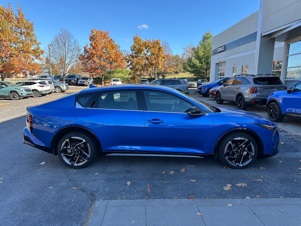 New 2025 Kia K4 GT-Line Sedan