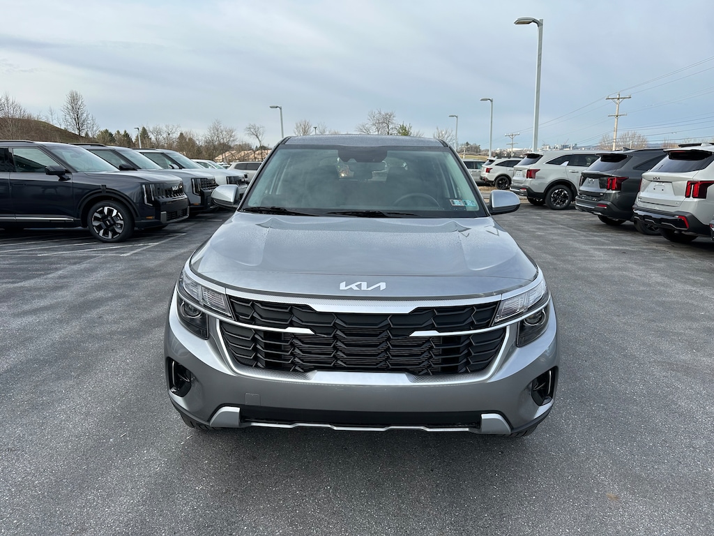 New 2026 Kia Seltos LX SUV