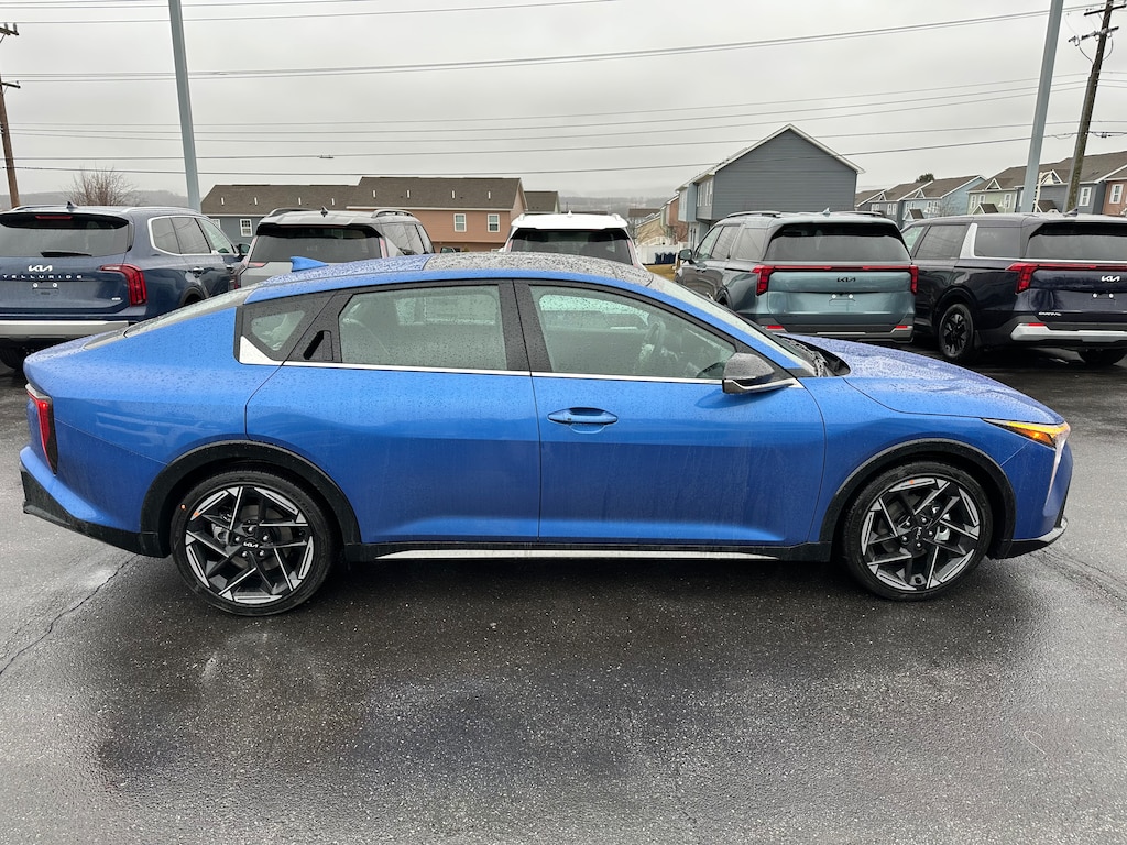 New 2026 Kia K4 GT-Line Sedan