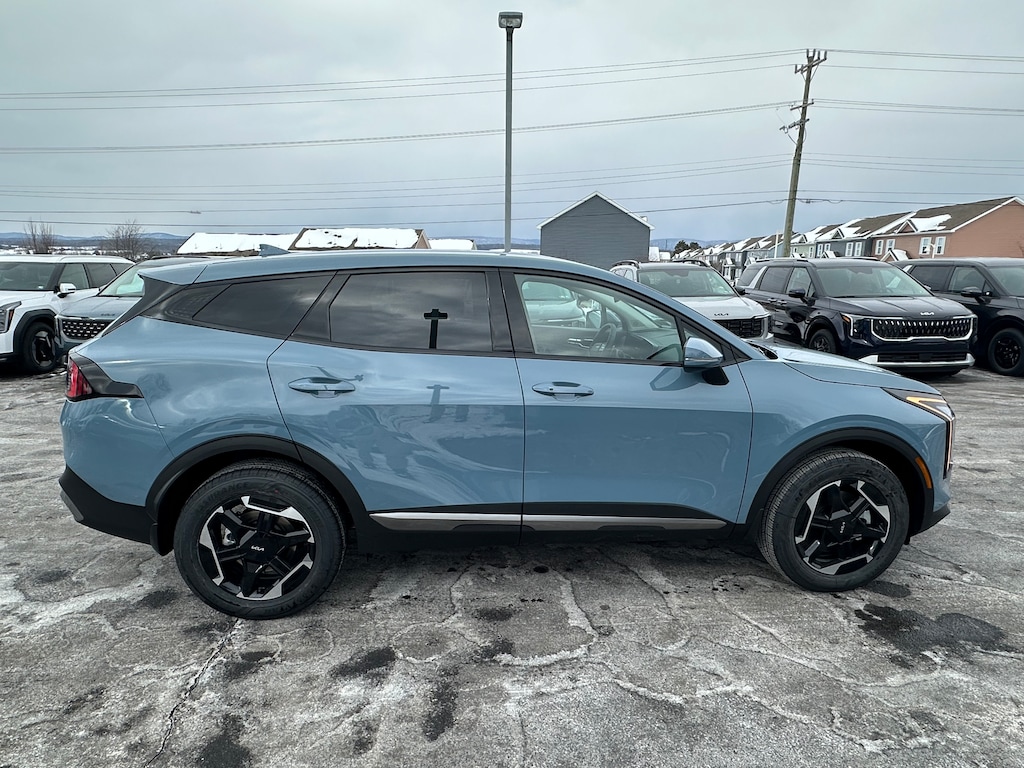 New 2026 Kia Sportage Hybrid S SUV