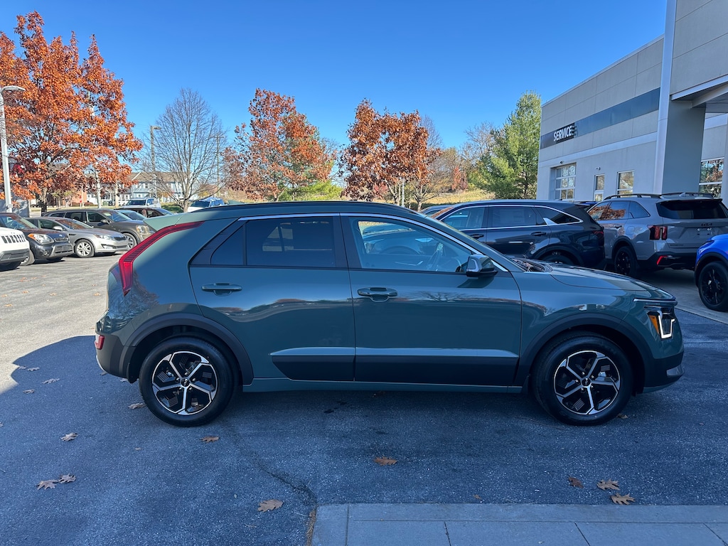 New 2026 Kia Niro EX SUV