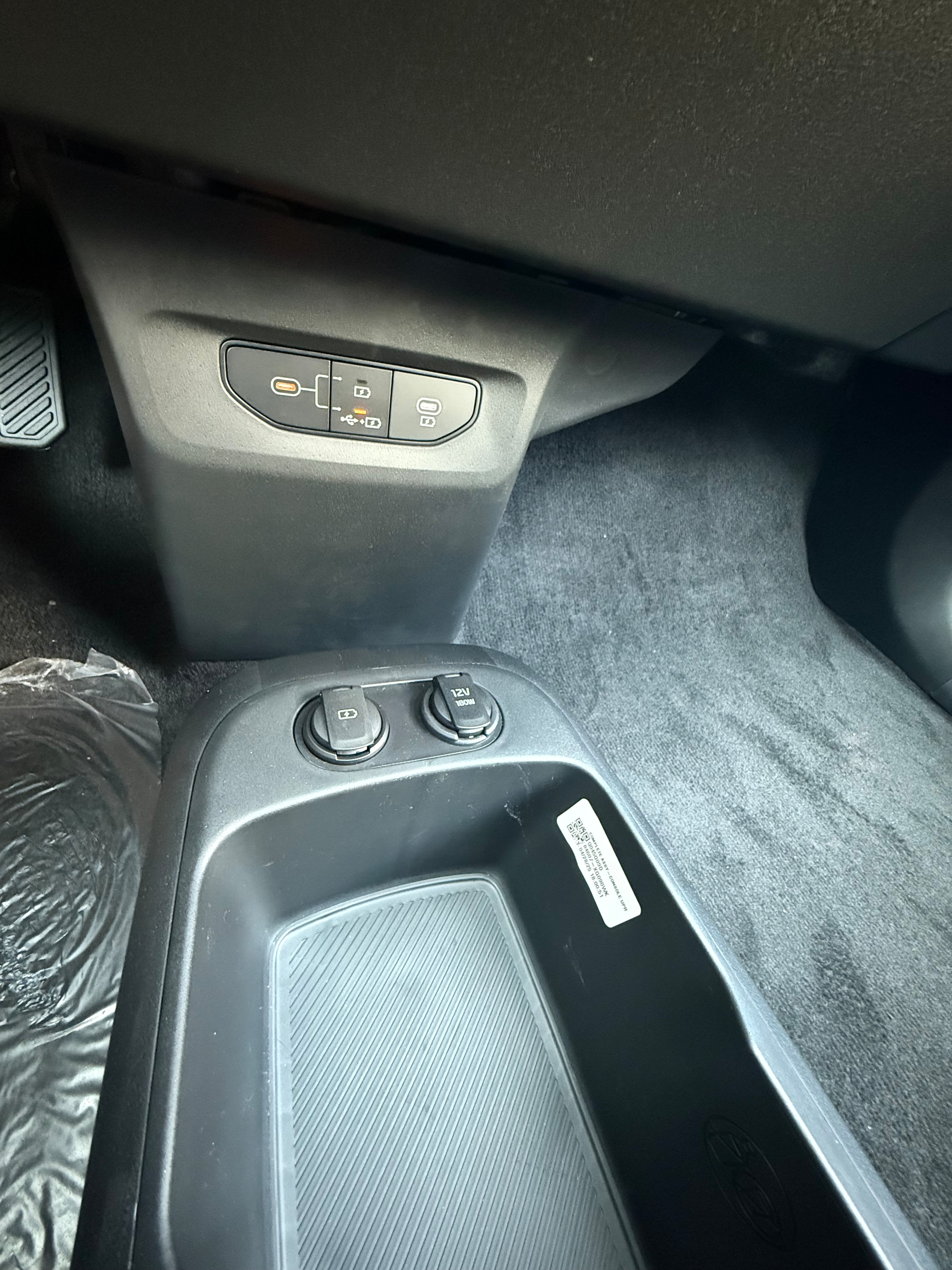 2025 Kia EV6 Wind - Photo 23