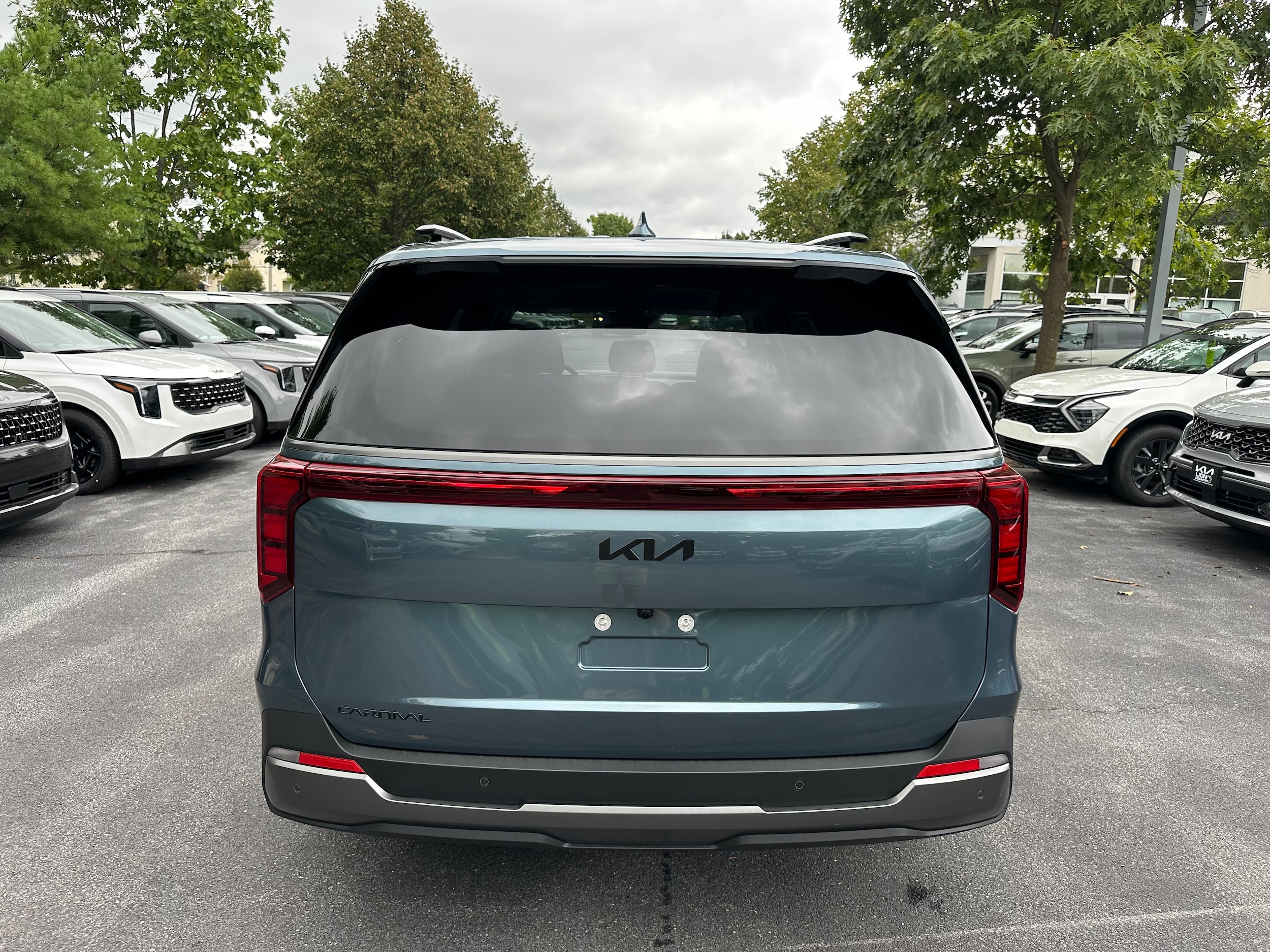 2026 Kia Carnival SX - Photo 6