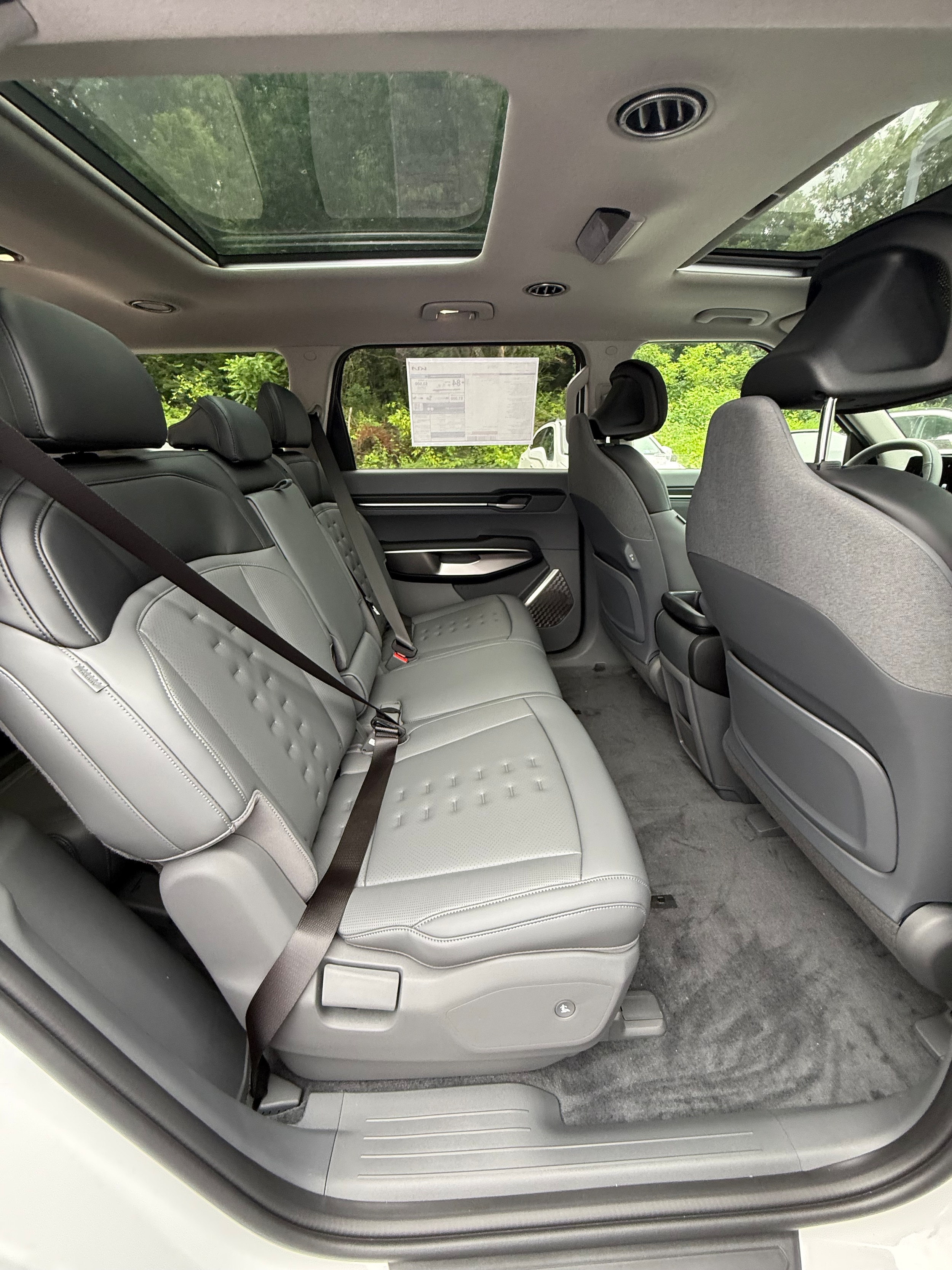 2026 Kia EV9 Wind - Photo 14