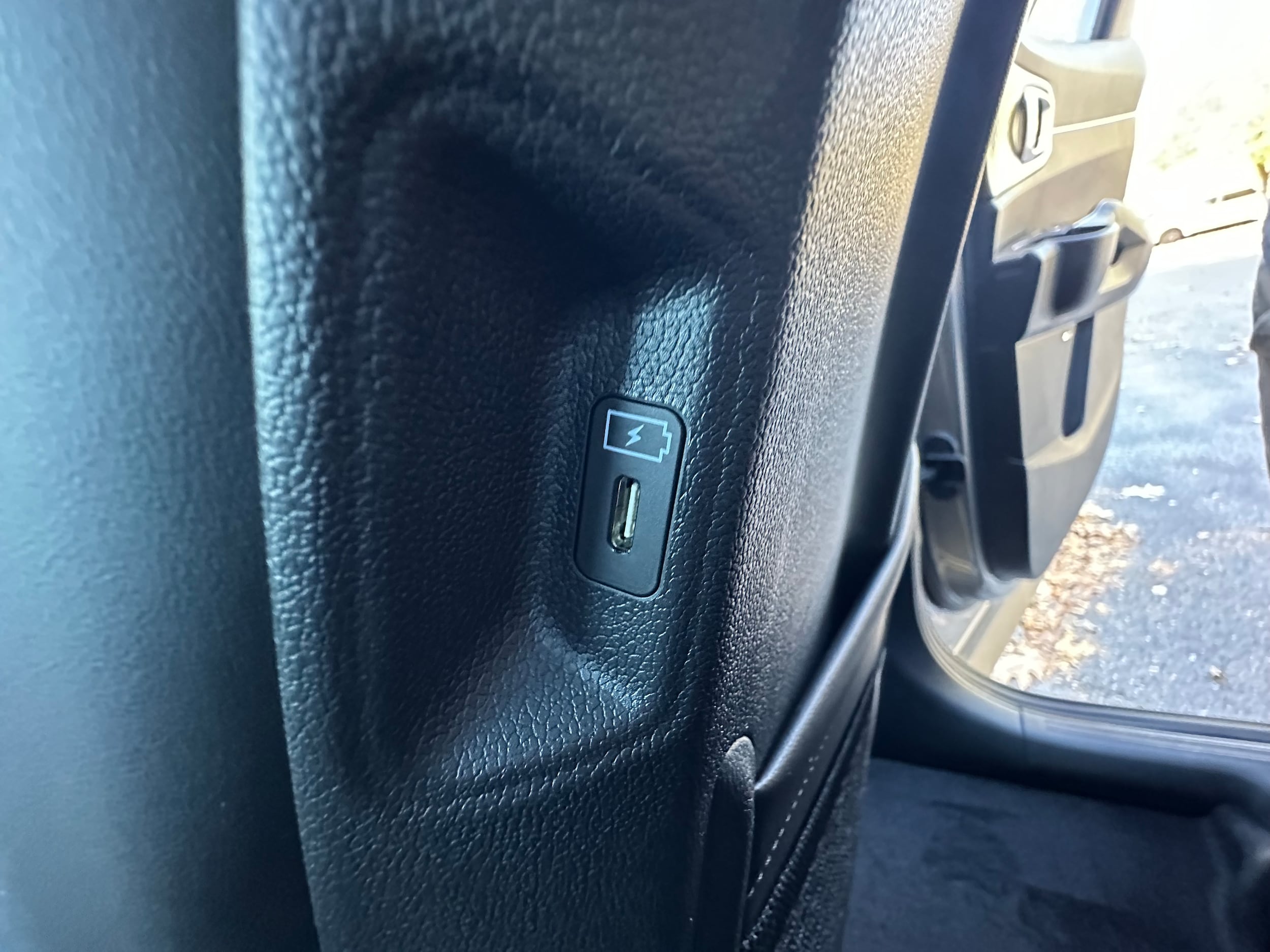 2026 Kia Sorento EX PHEV - Photo 23