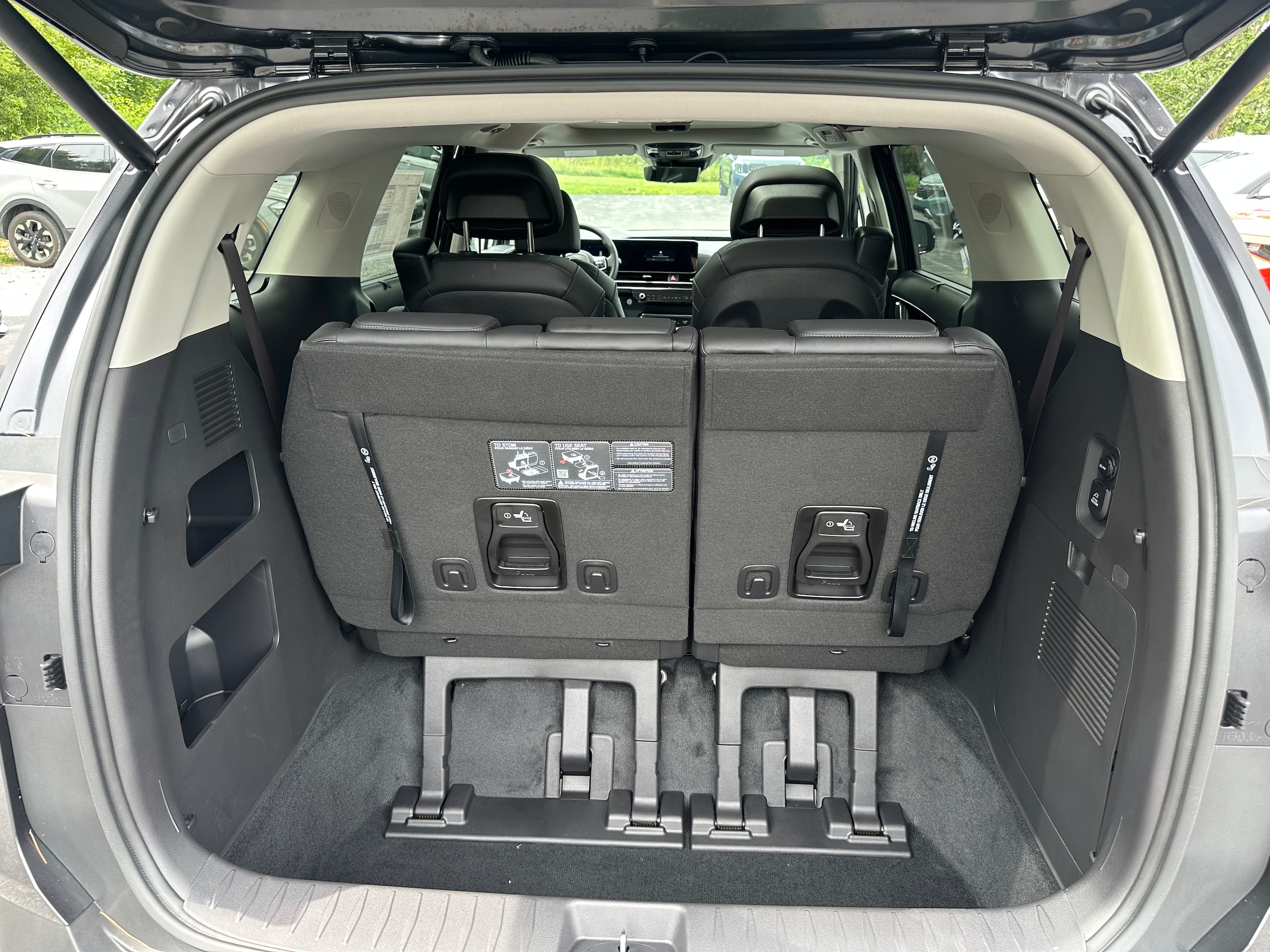 2026 Kia Carnival SX Prestige - Photo 10