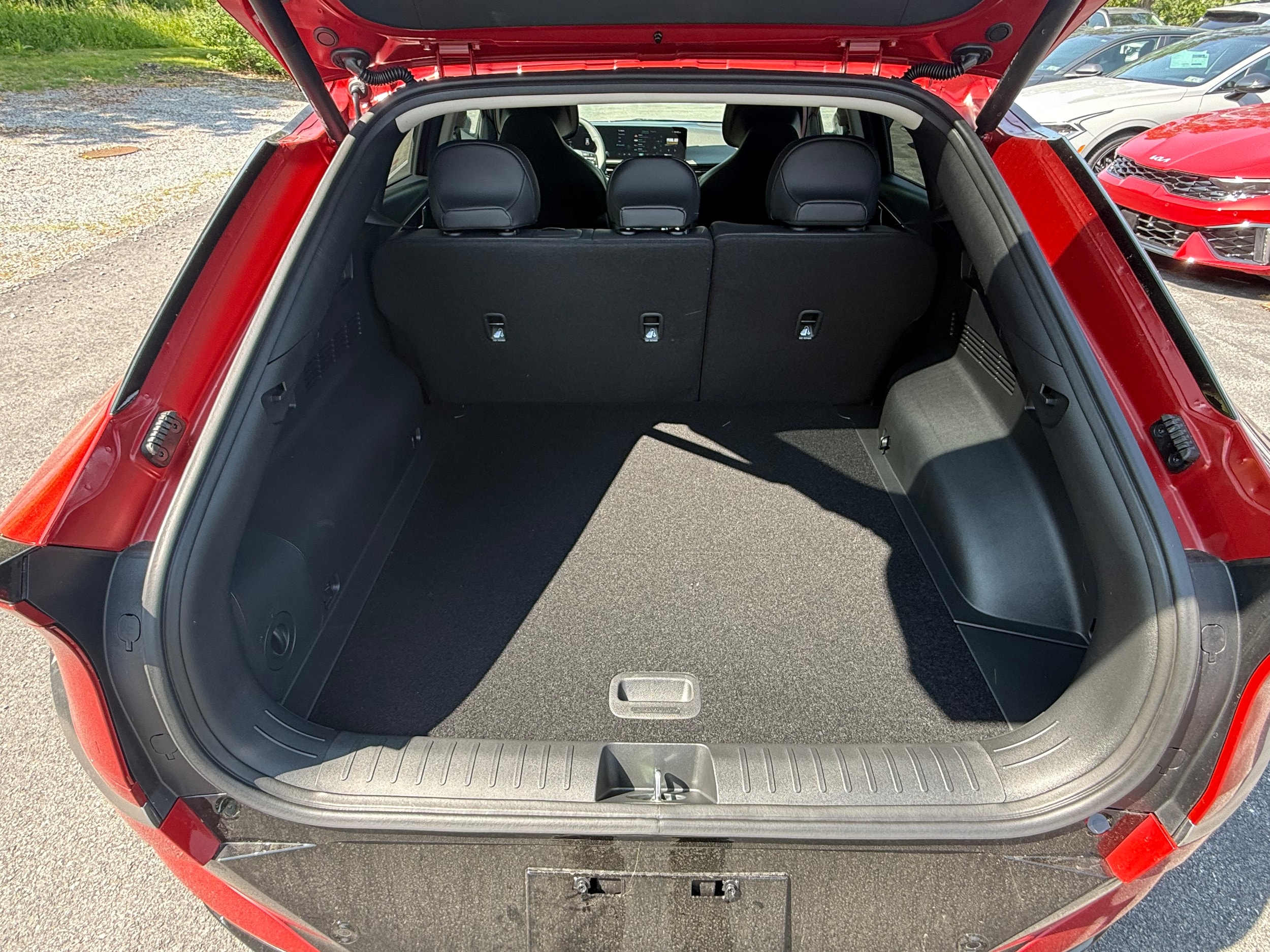 2025 Kia EV6 Wind - Photo 9