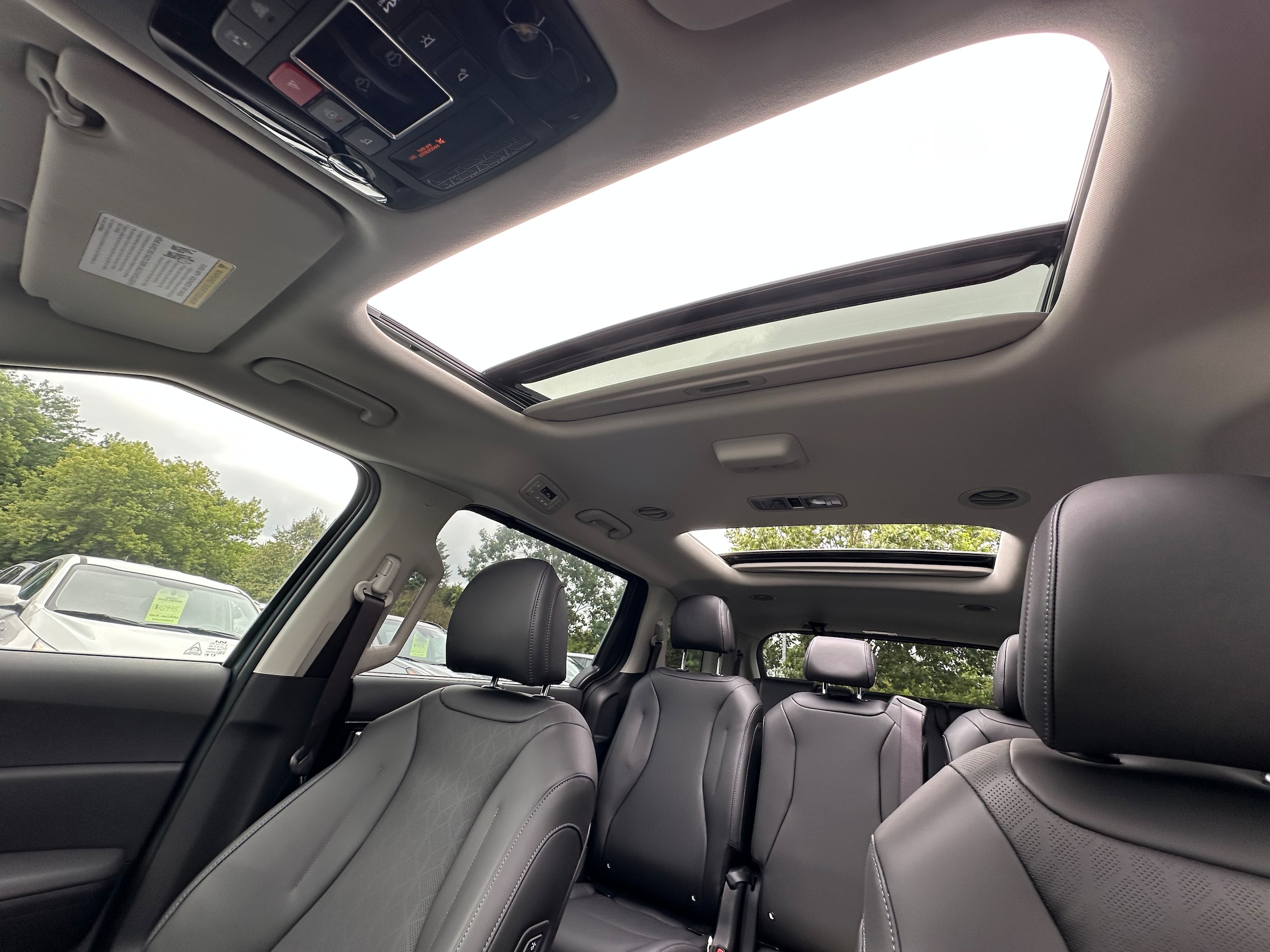 2026 Kia Carnival SX - Photo 46