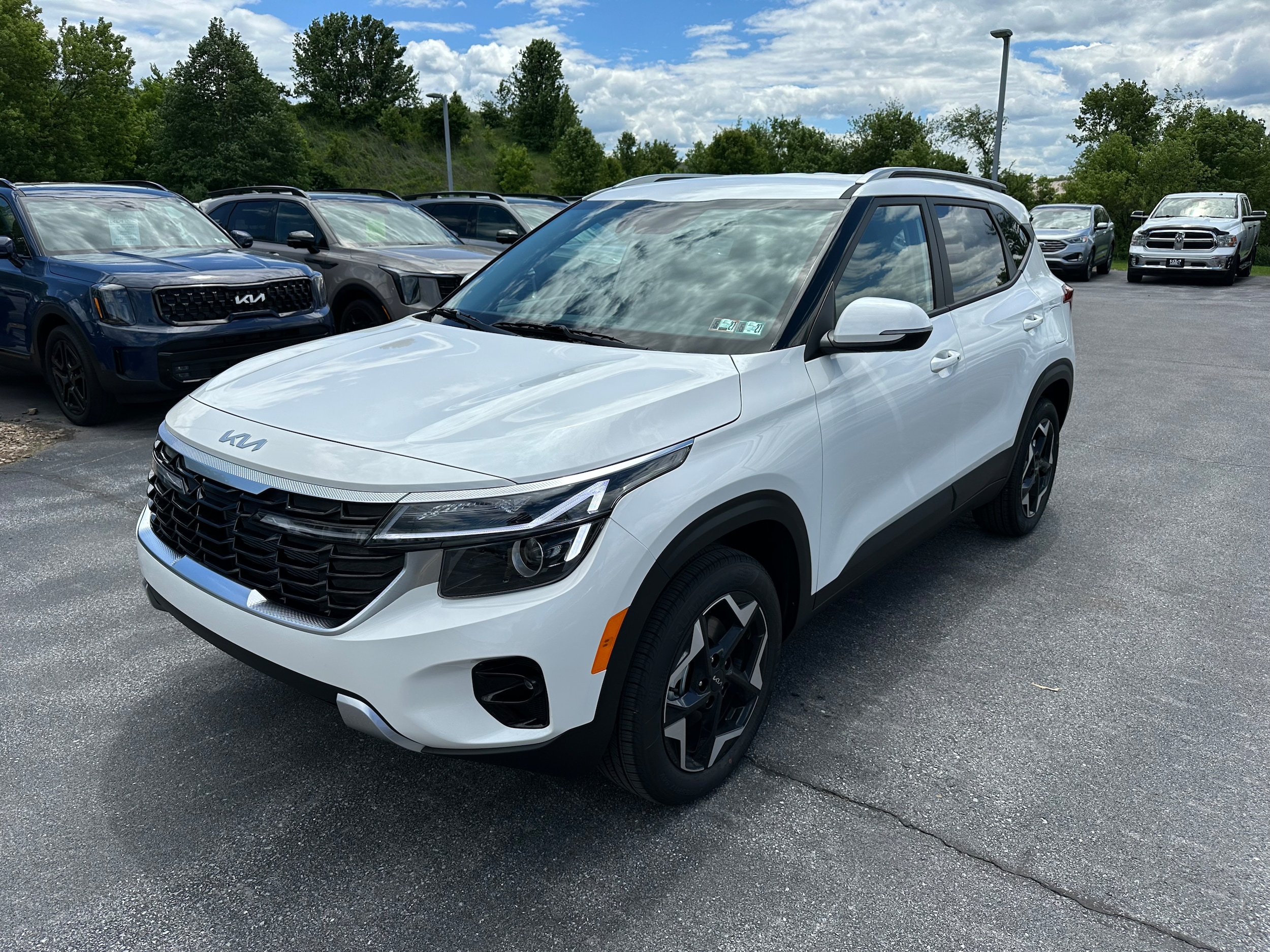 2026 Kia Seltos 2.0 S AWD's photo
