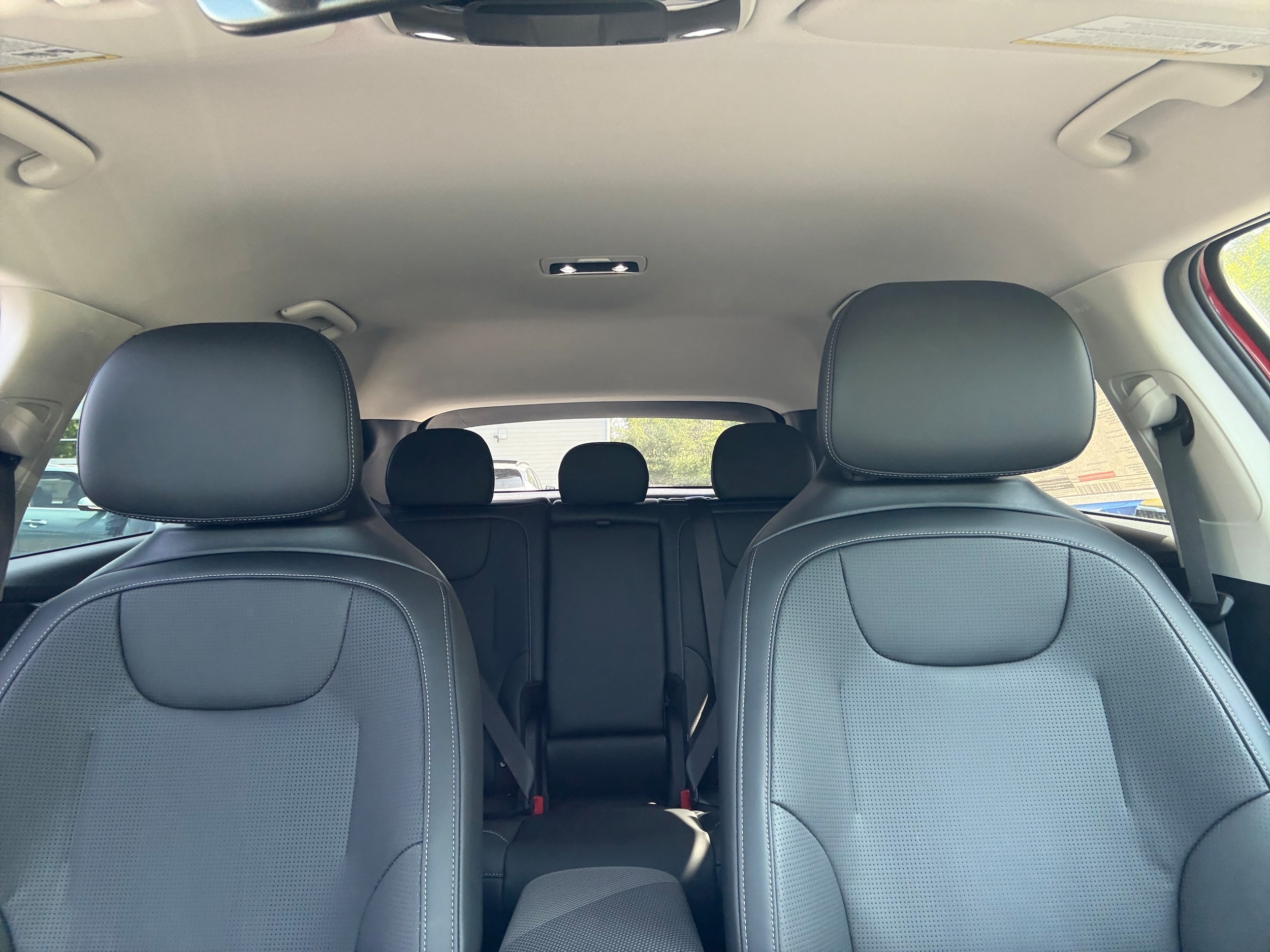 2025 Kia EV6 Wind - Photo 14