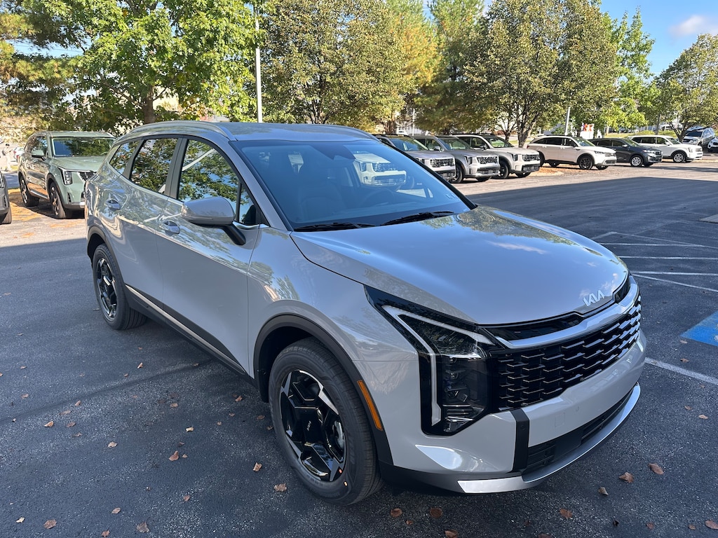 New 2026 Kia Sportage Hybrid EX SUV