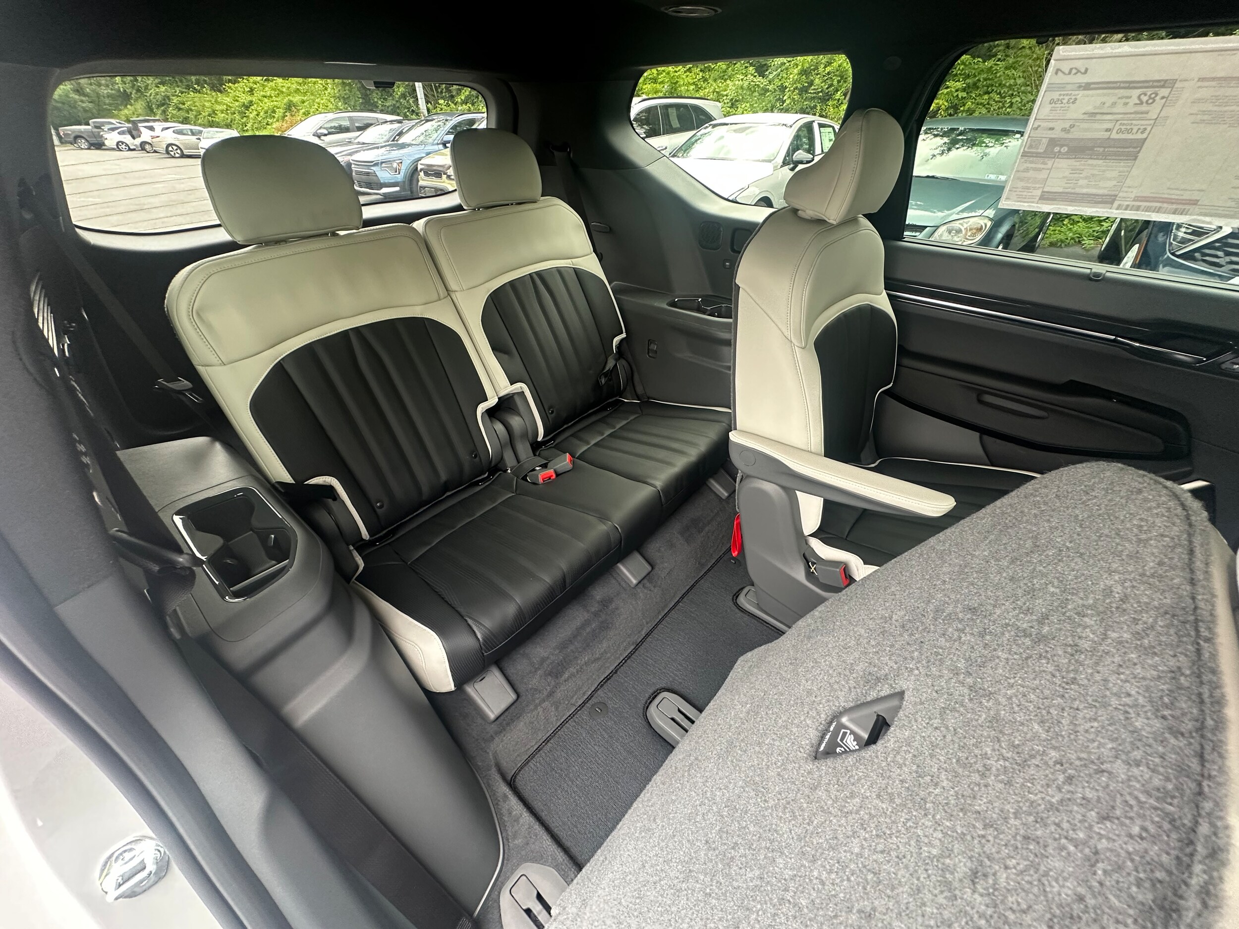 2026 Kia EV9 GT-Line - Photo 17