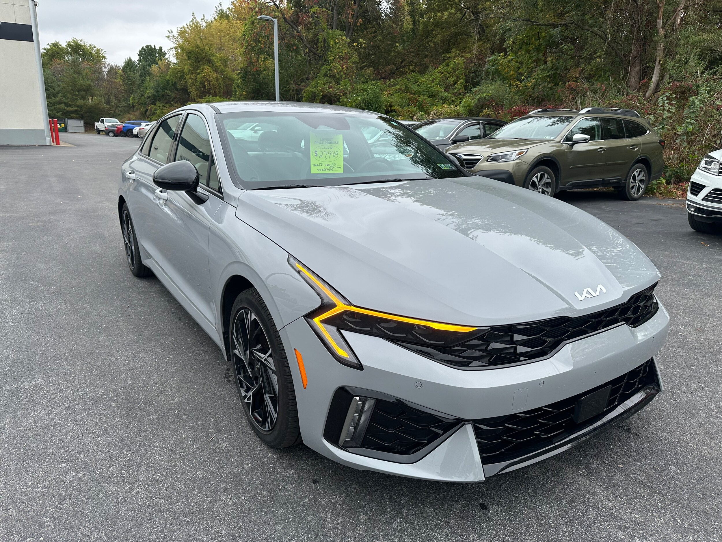 2025 Kia K5 GT-Line photo 3