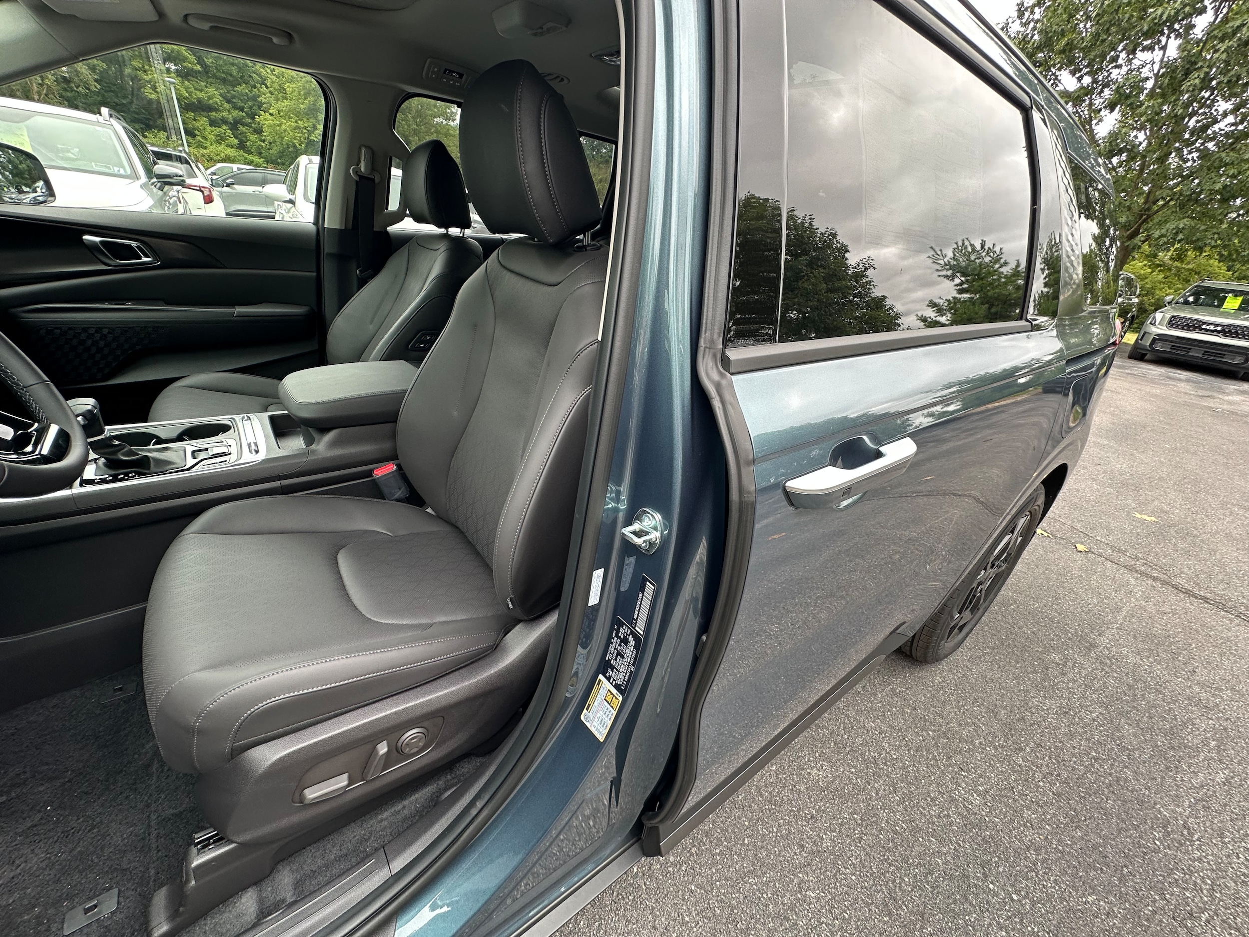 2026 Kia Carnival SX - Photo 32