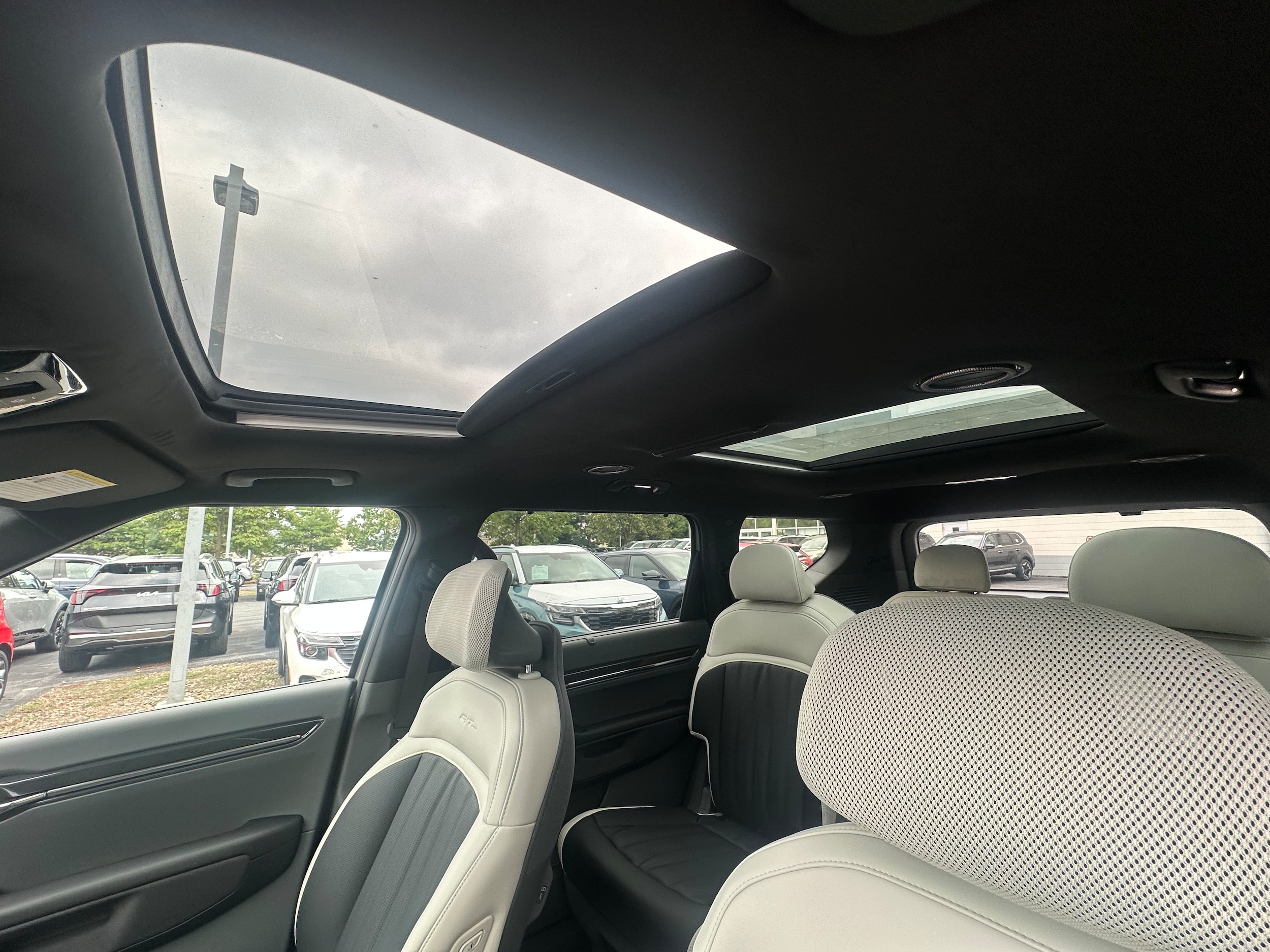 2026 Kia EV9 GT-Line - Photo 36