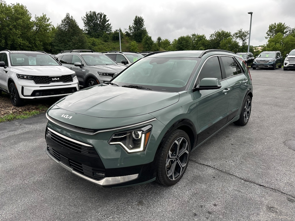 Certified 2024 Kia Niro EX Touring SUV