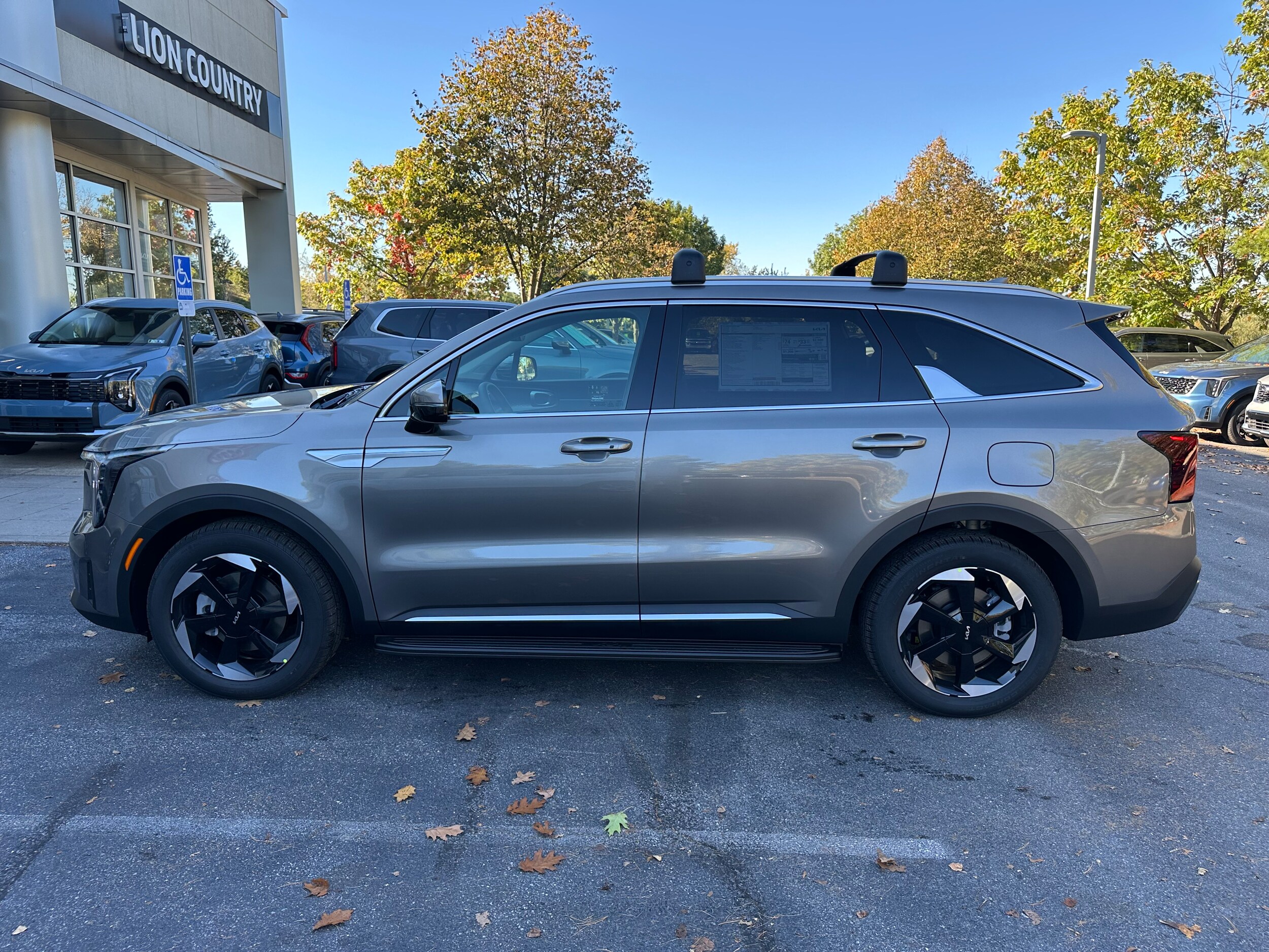 2026 Kia Sorento EX PHEV - Photo 9