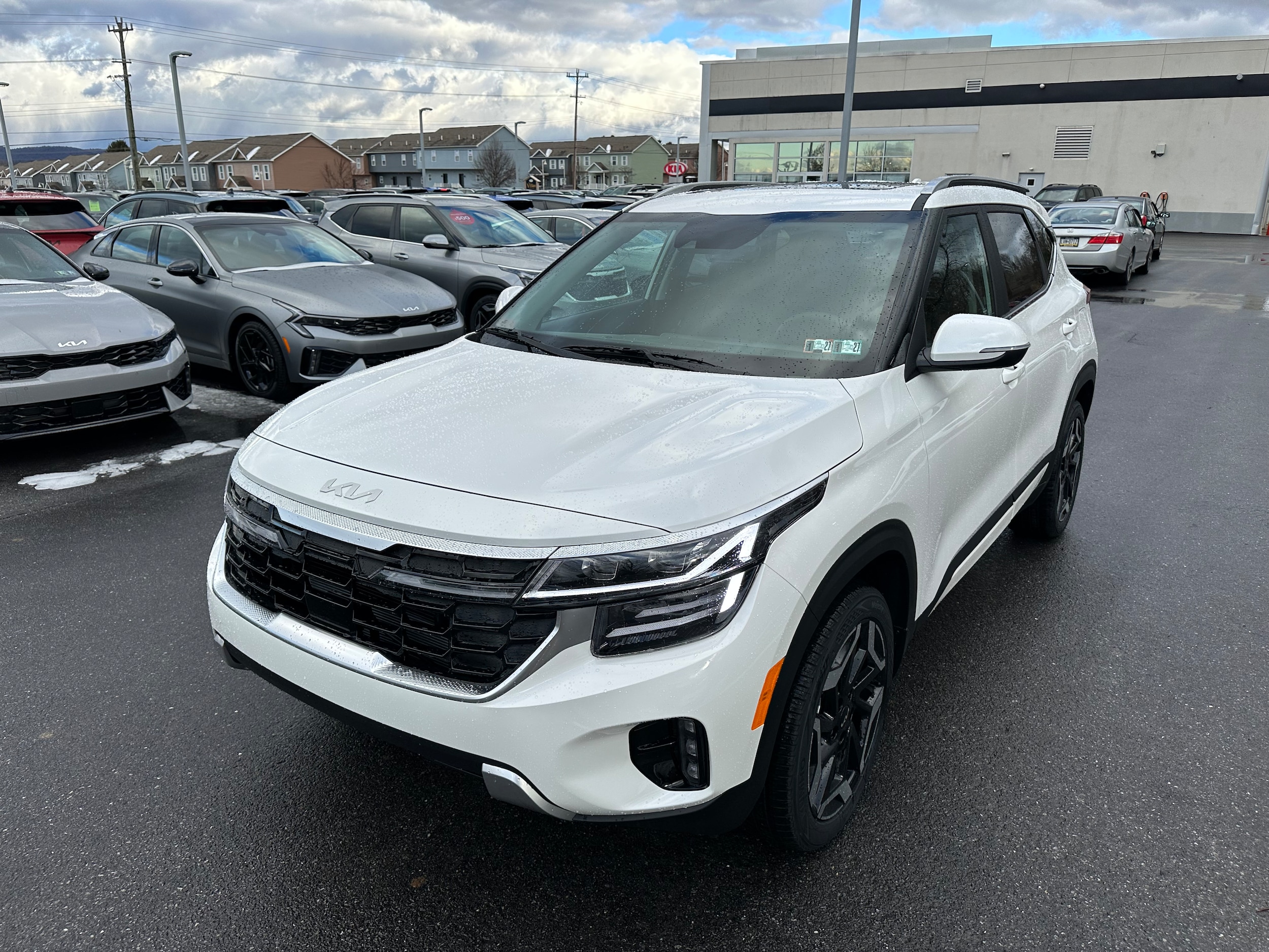 2026 Kia Seltos SX's photo