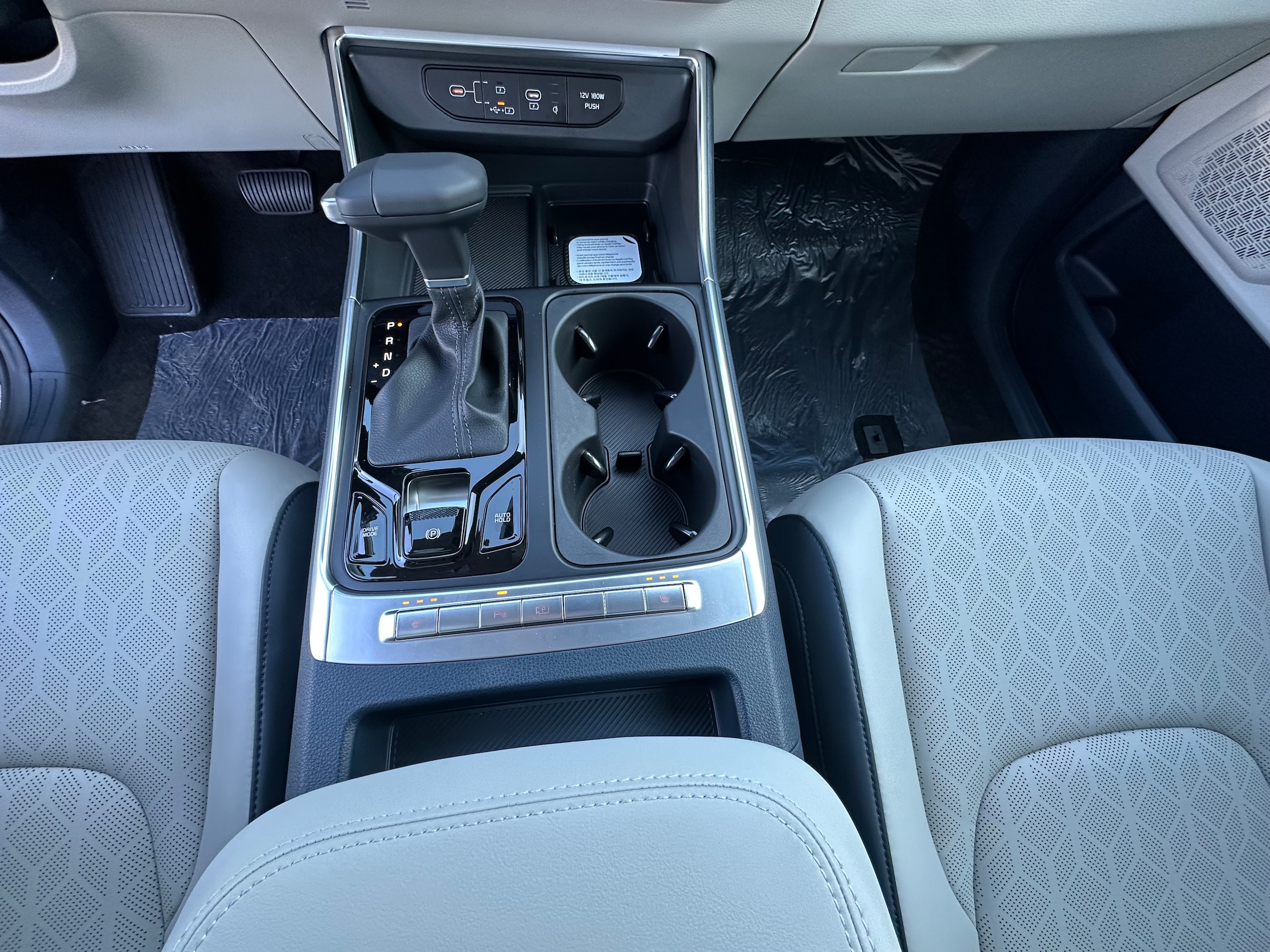 2026 Kia Carnival EX - Photo 44