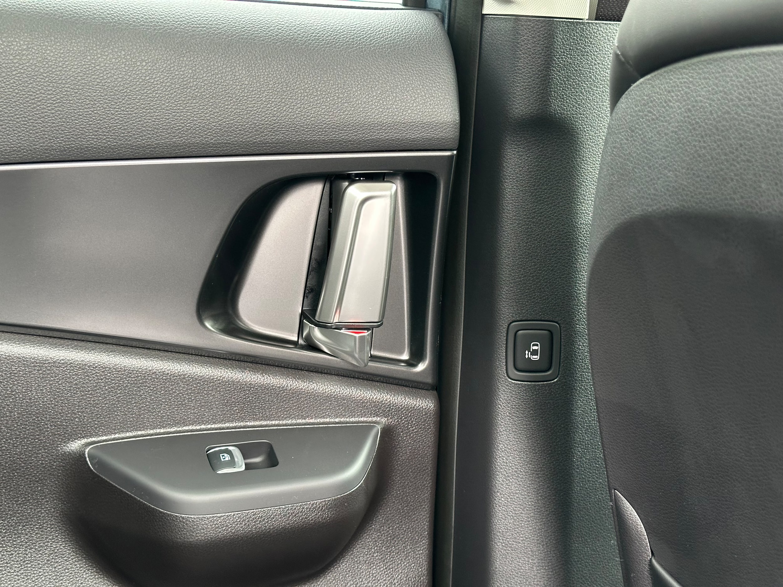 2026 Kia Carnival SX - Photo 25