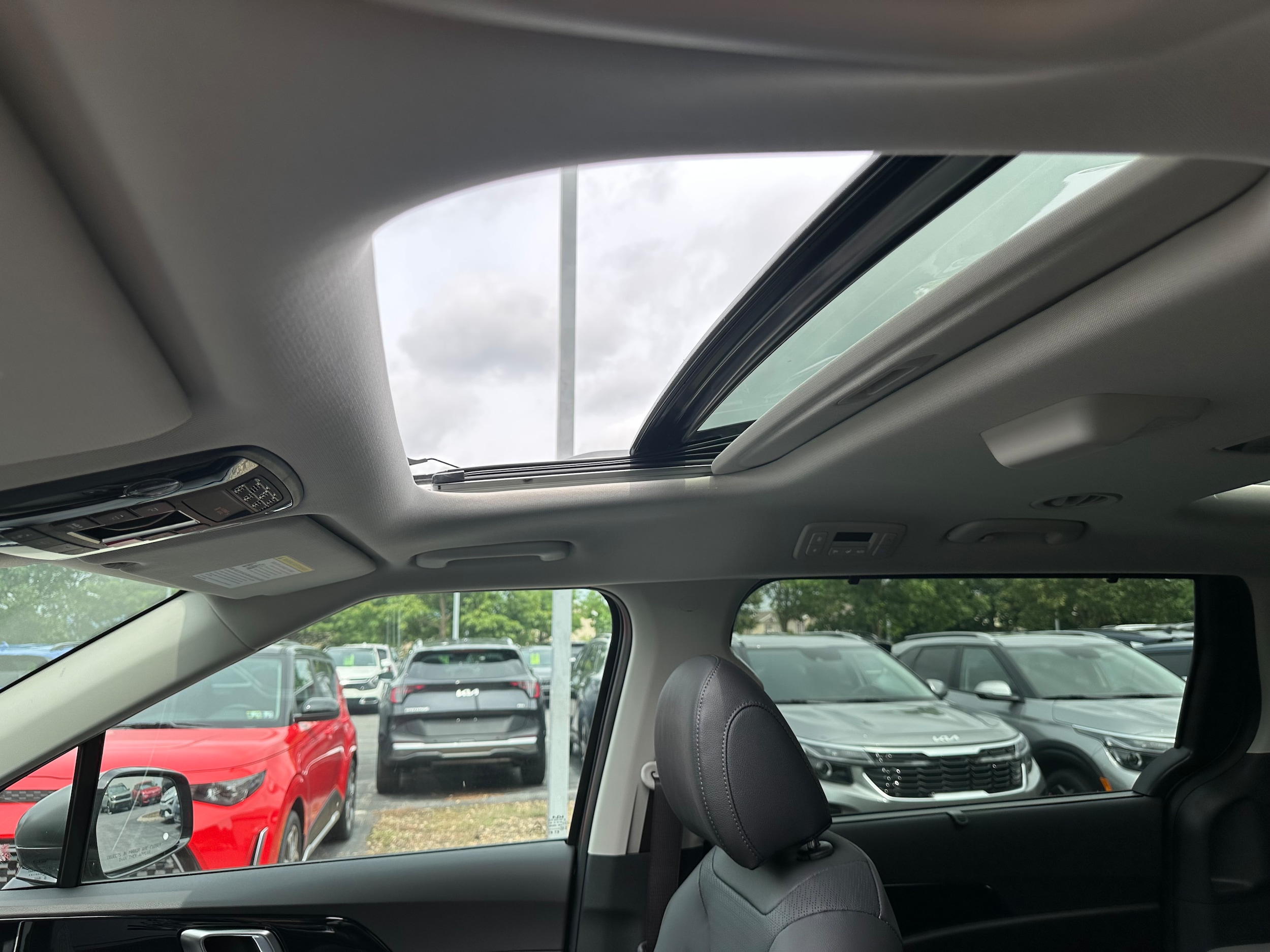 2026 Kia Carnival SX Prestige - Photo 30