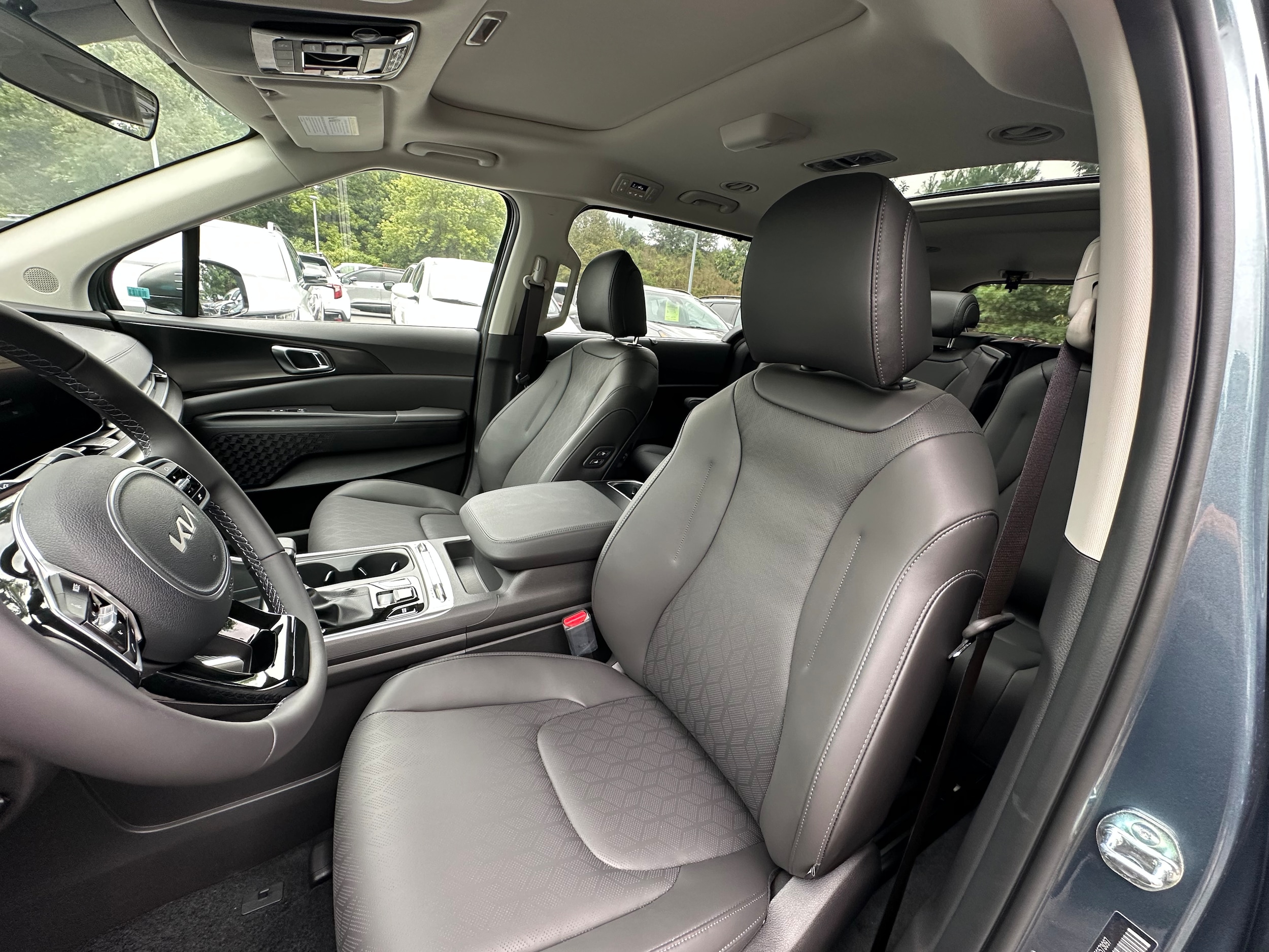 2026 Kia Carnival SX - Photo 34