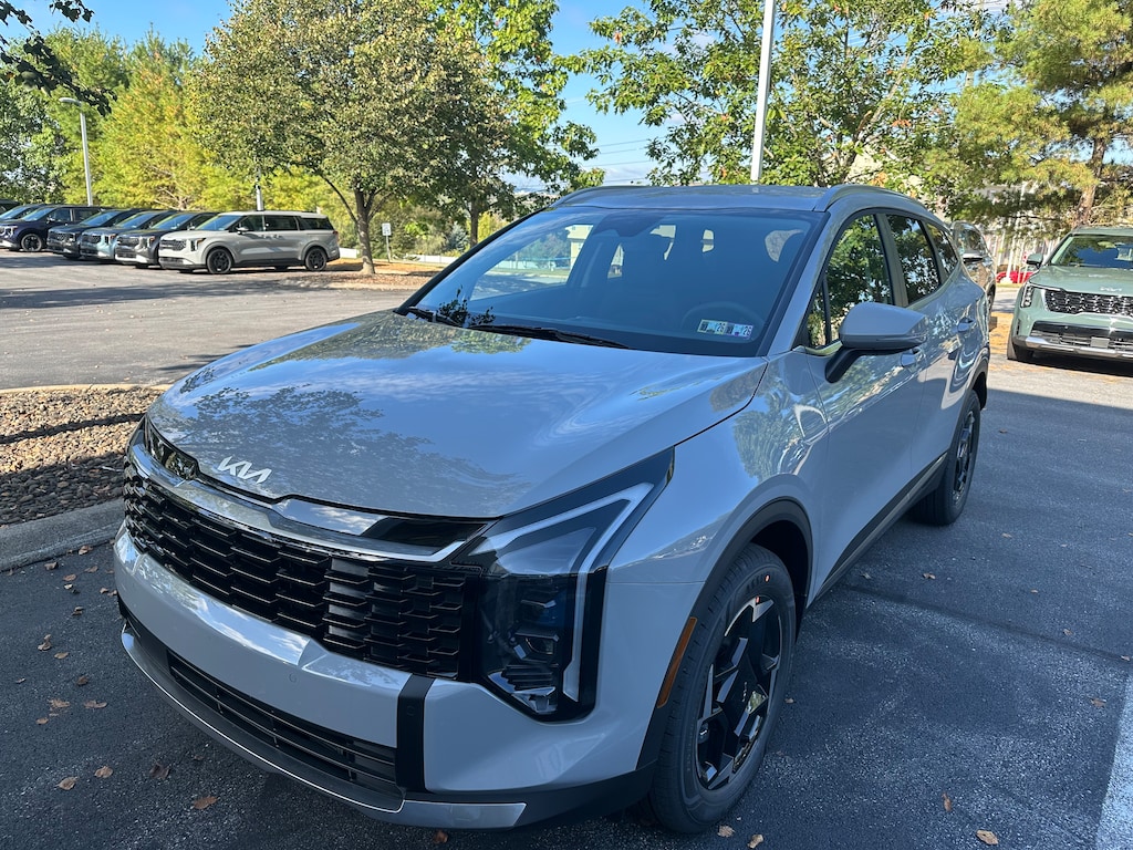 New 2026 Kia Sportage Hybrid EX SUV