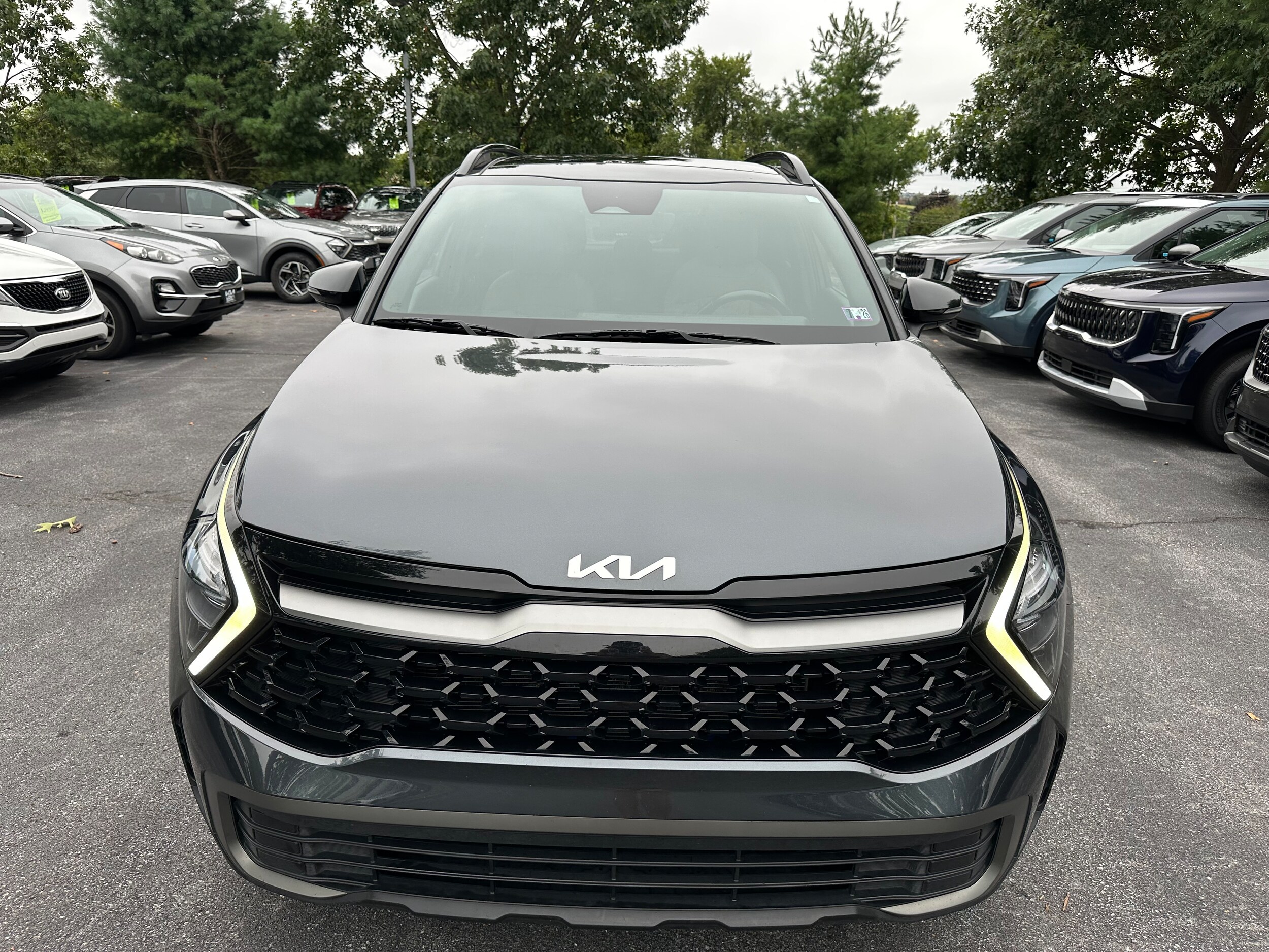 2023 Kia Sportage X-Line photo 2