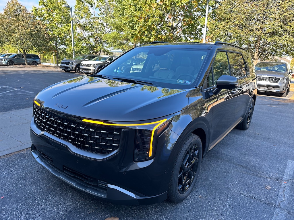 New 2026 Kia Carnival Hybrid SX Van Passenger Van