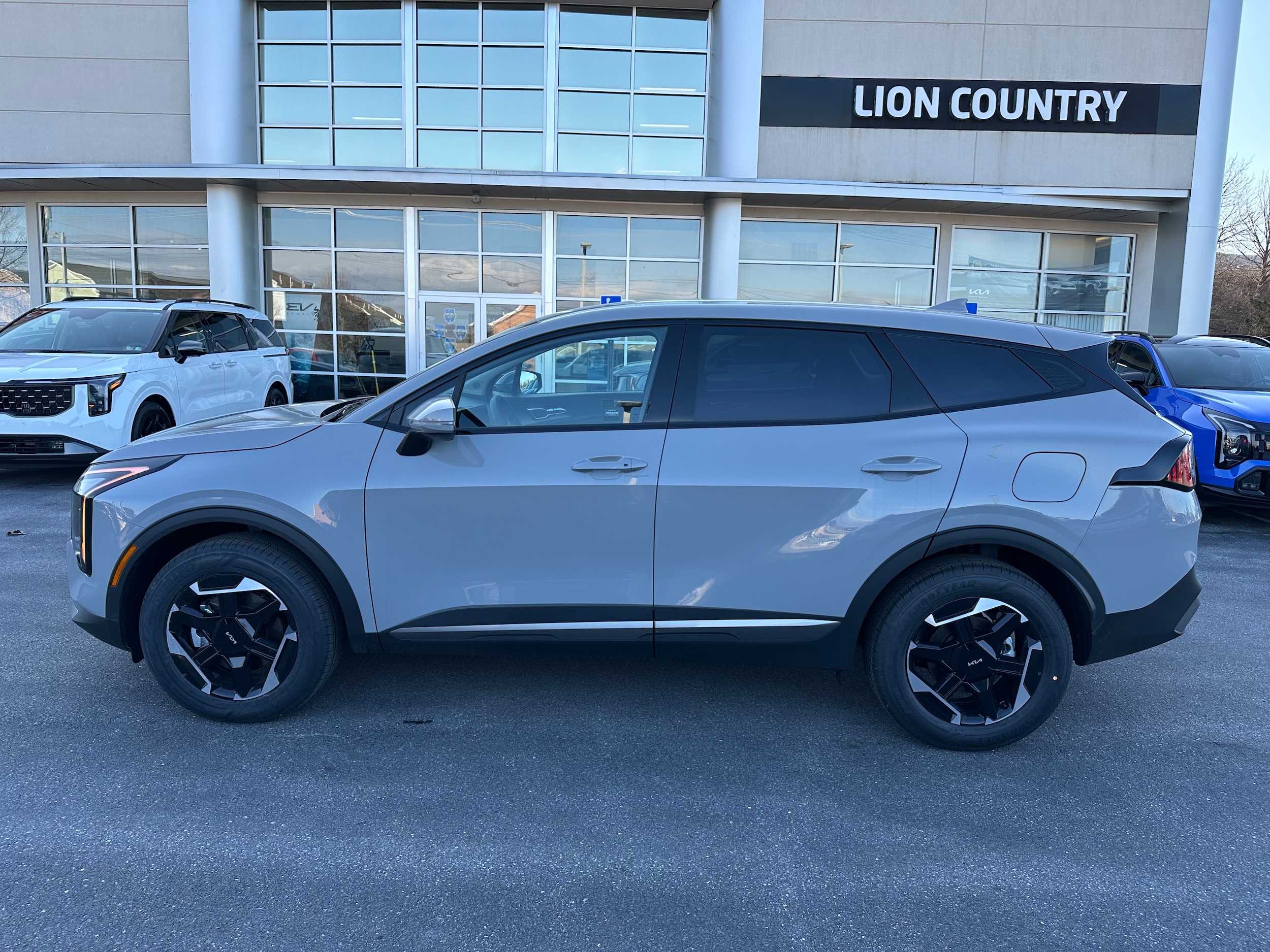 2026 Kia Sportage S Hybrid - Photo 8