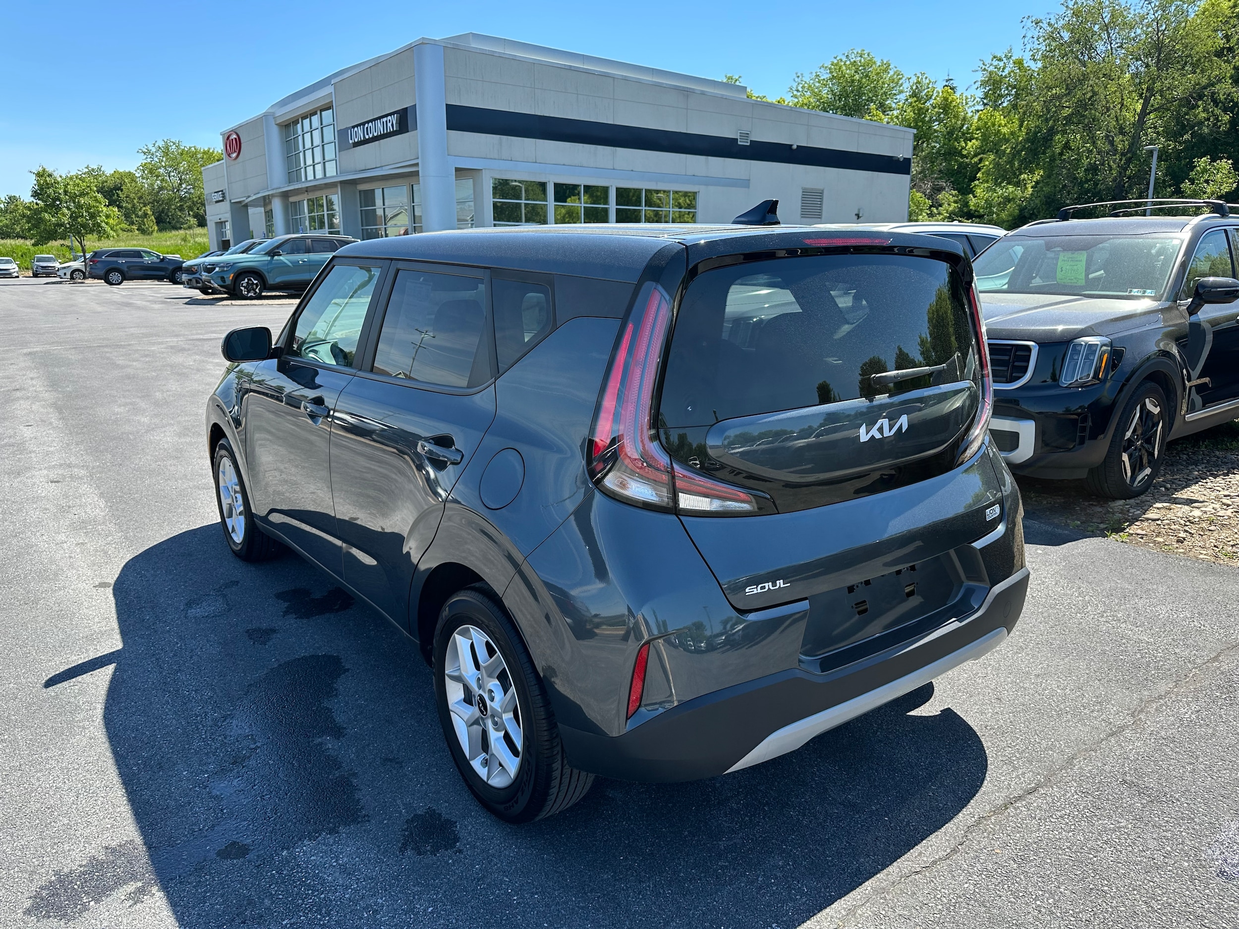 2023 Kia Soul LX - Photo 7