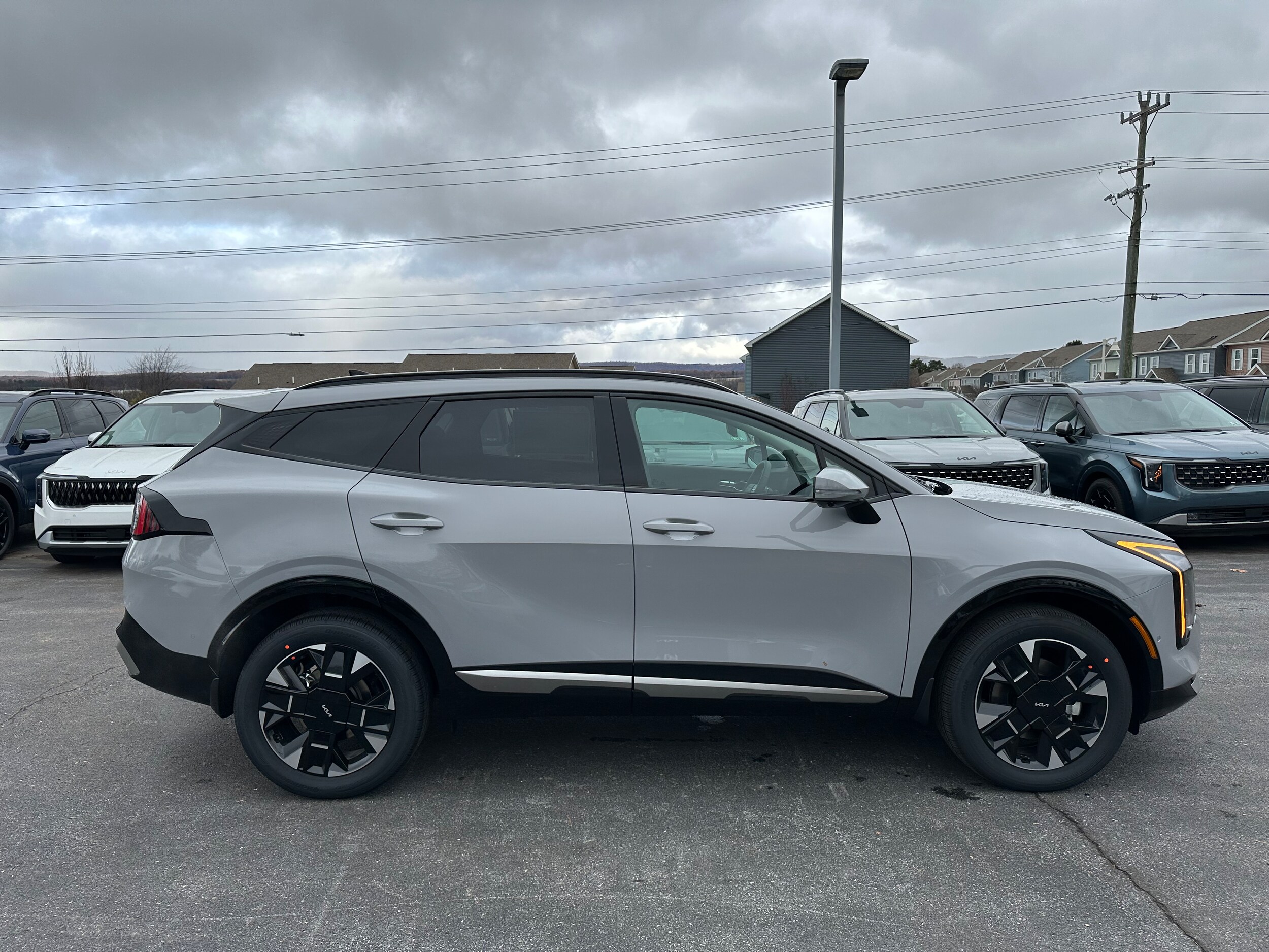 2026 Kia Sportage Hybrid photo 4