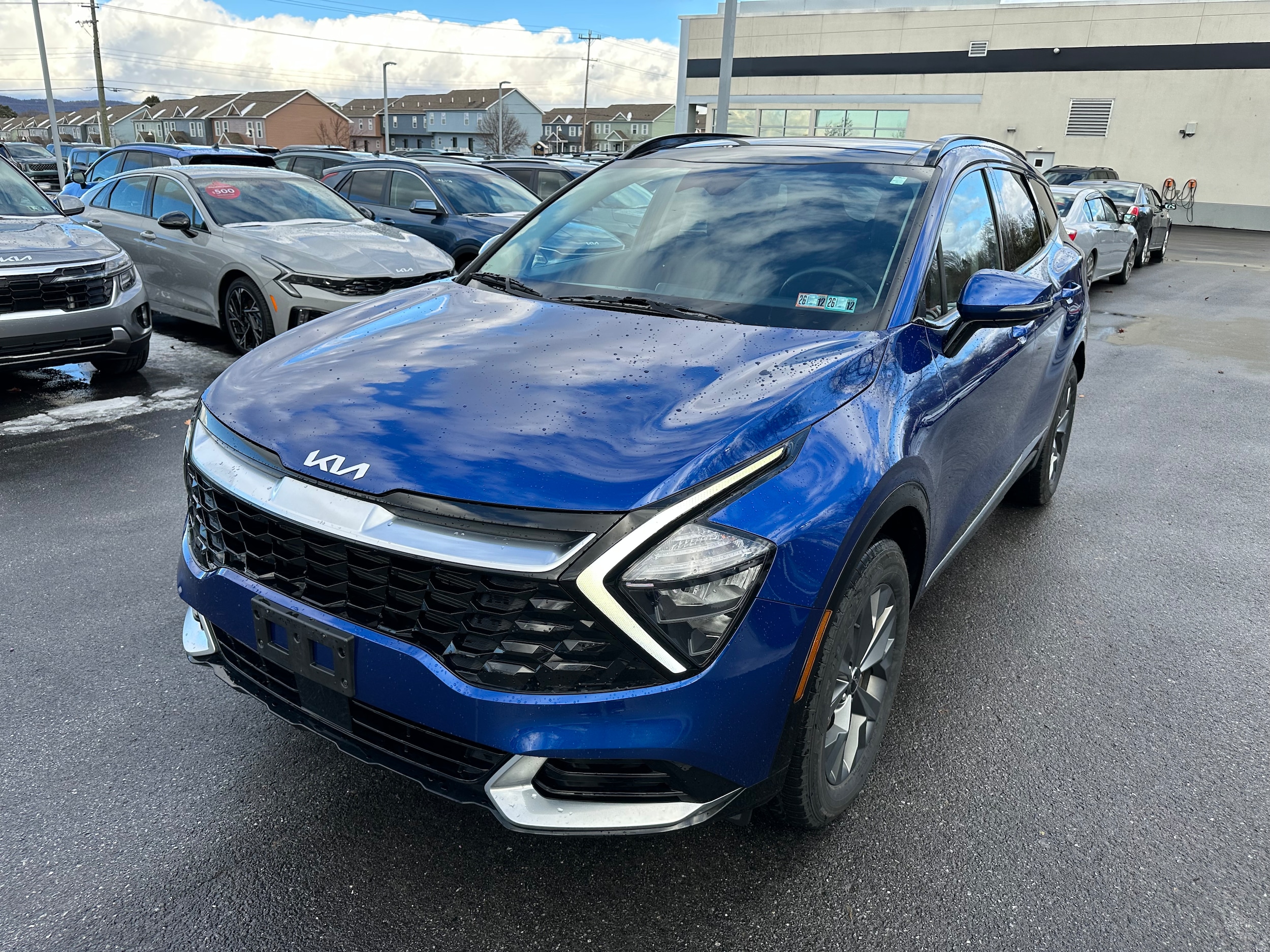 2023 Kia Sportage SX's photo