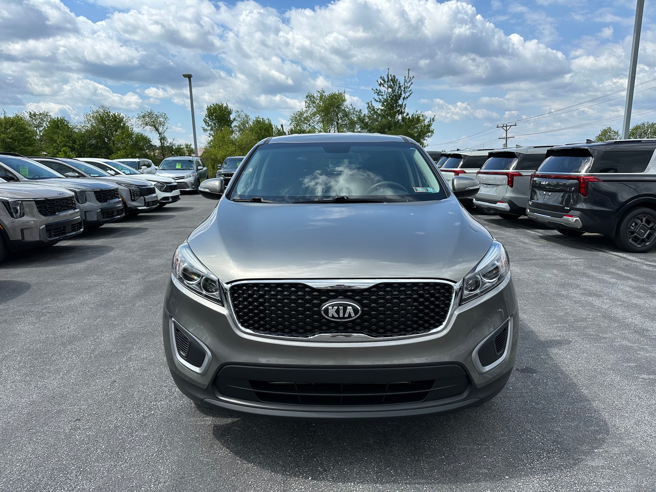 Used 2018 Kia Sorento L with VIN 5XYPG4A3XJG412285 for sale in State College, PA