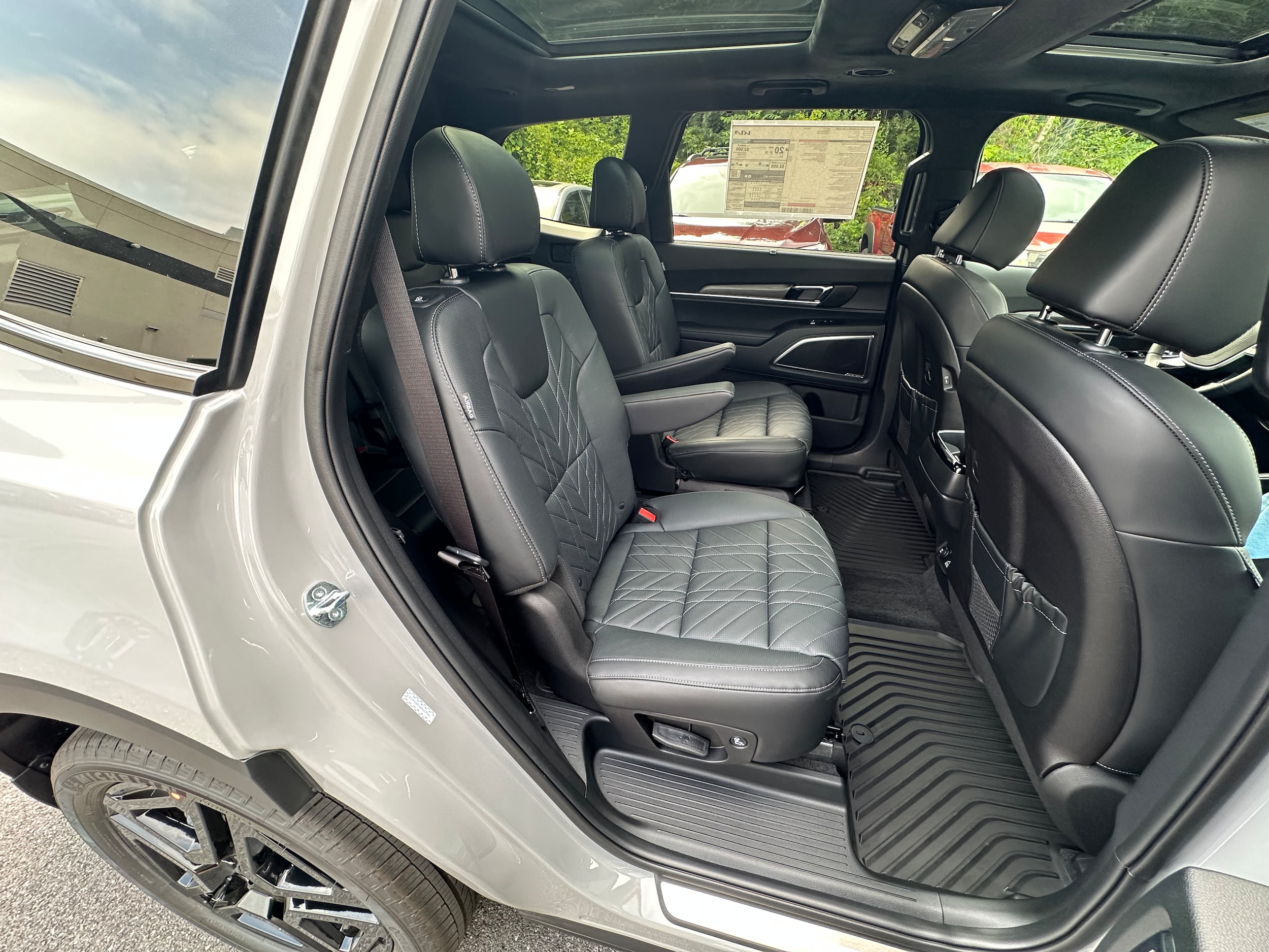 2025 Kia Telluride SX Prestige X-Line - Photo 16
