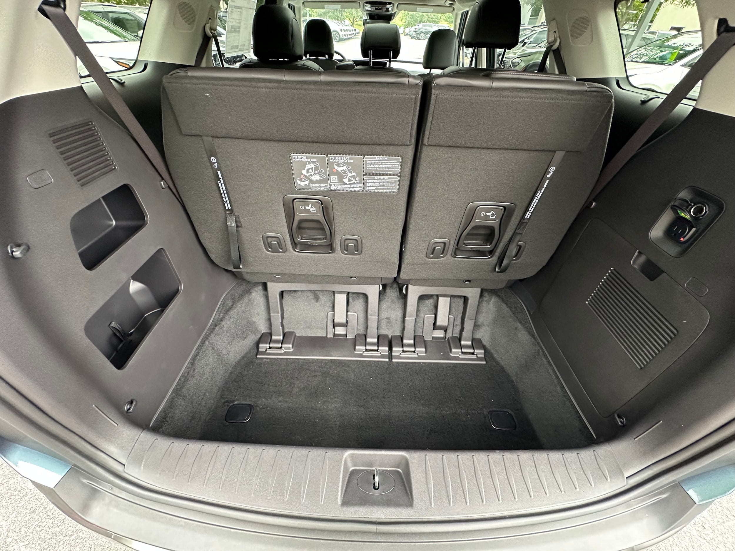 2026 Kia Carnival SX - Photo 13