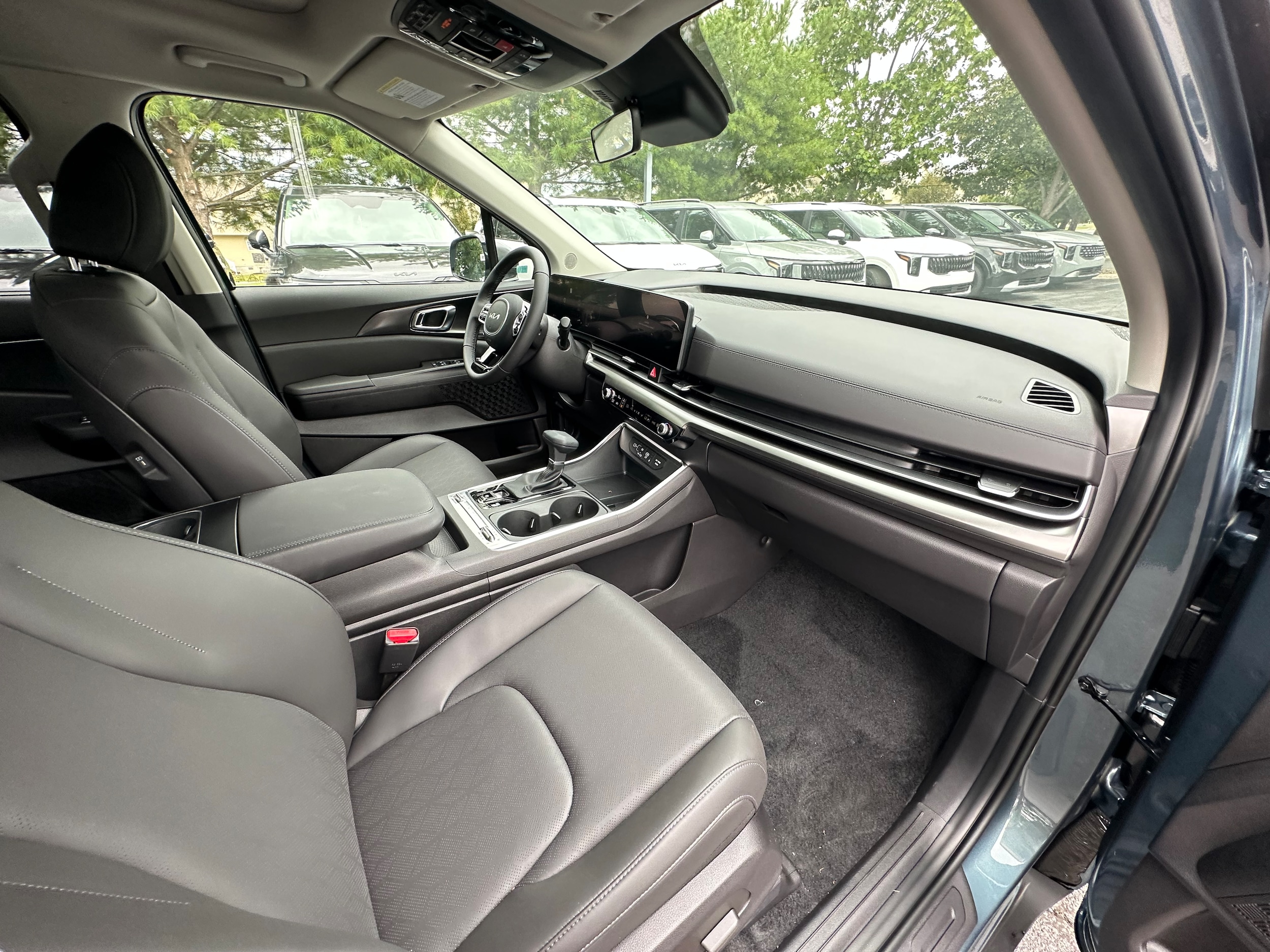 2026 Kia Carnival SX - Photo 30