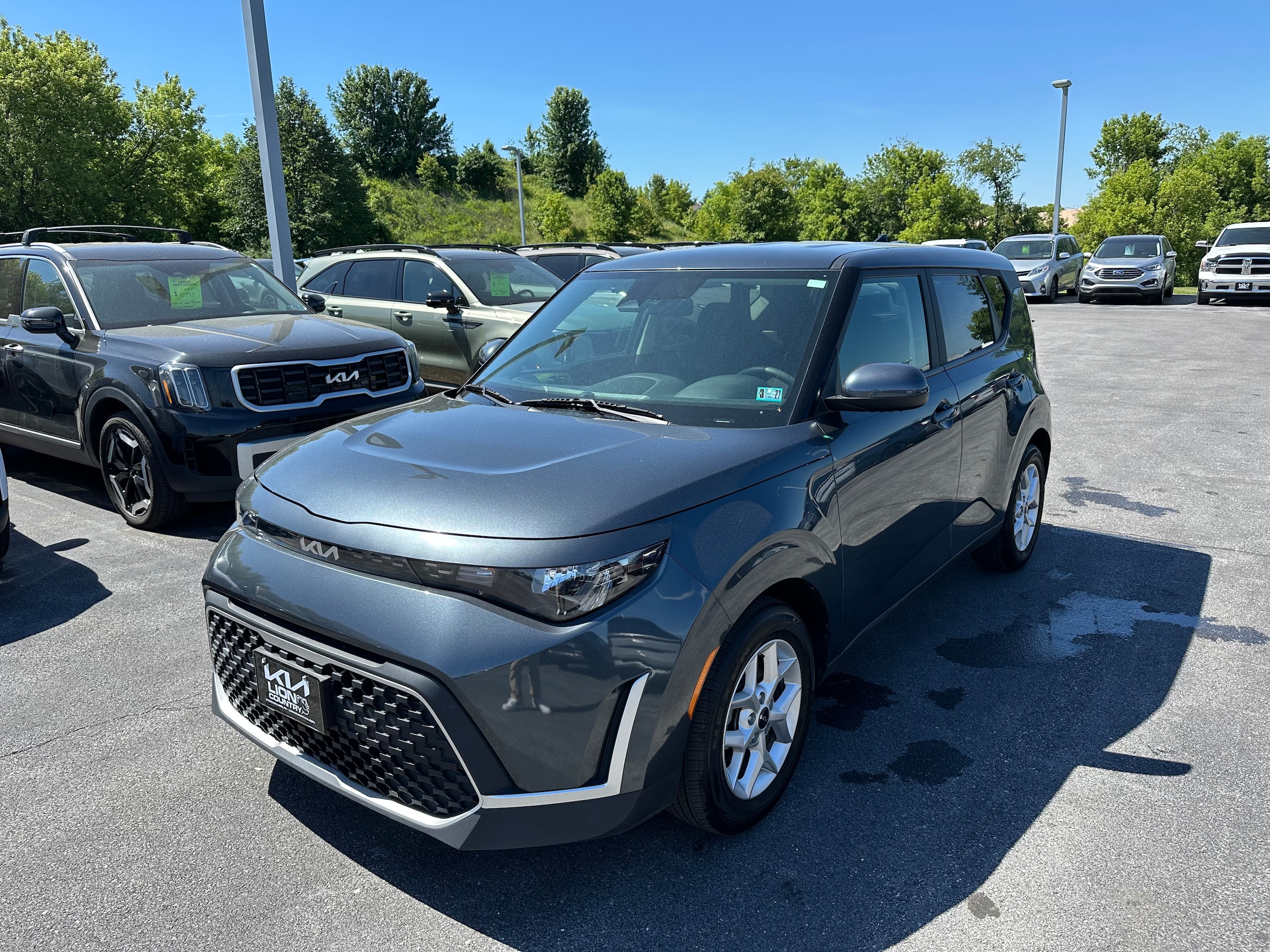 2023 Kia Soul 2.0L LX IVT's photo