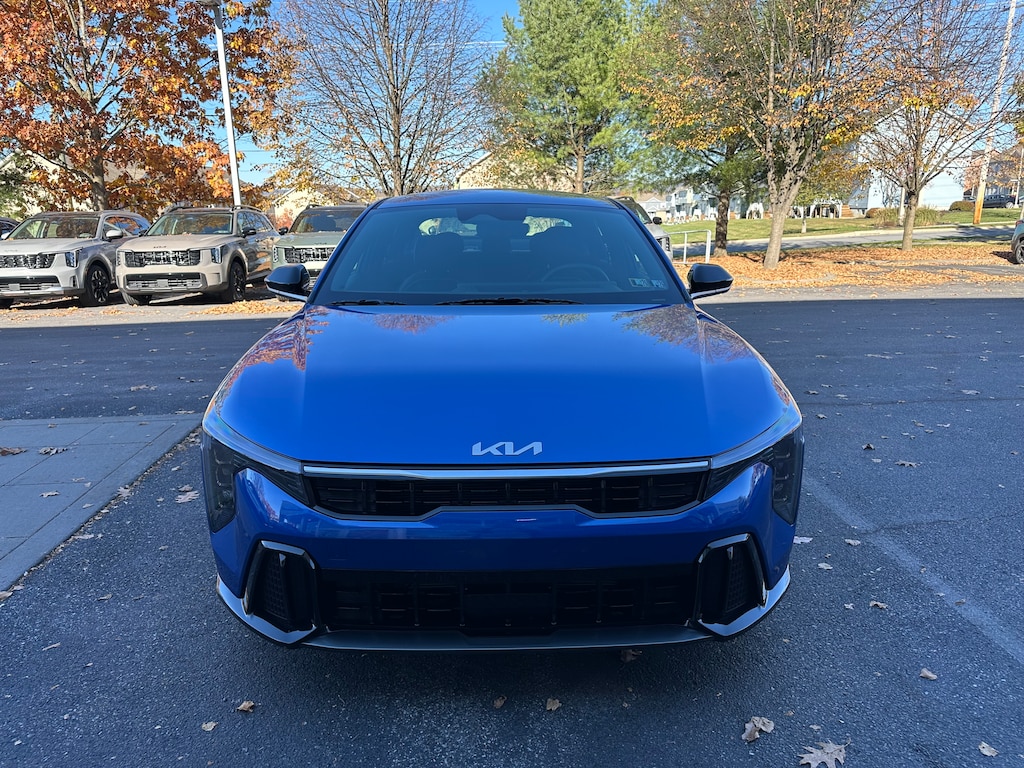 New 2025 Kia K4 GT-Line Sedan