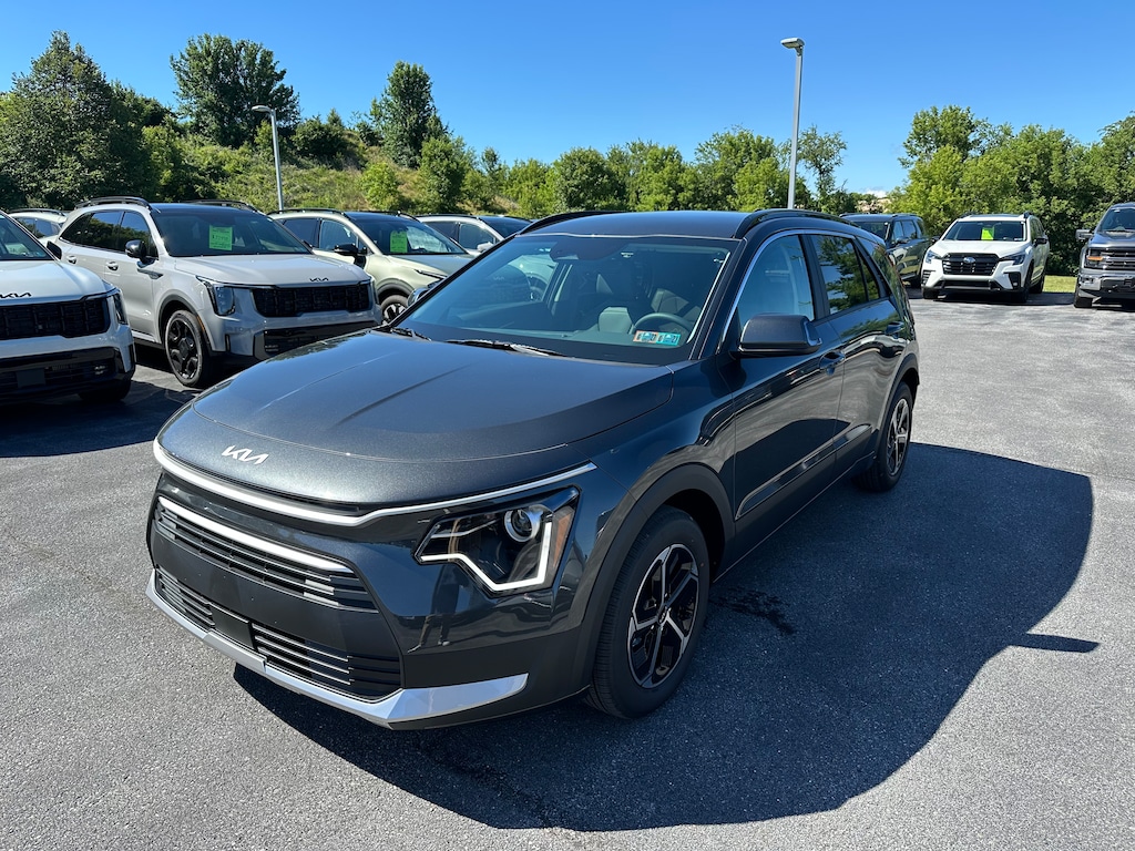 New 2026 Kia Niro EX SUV