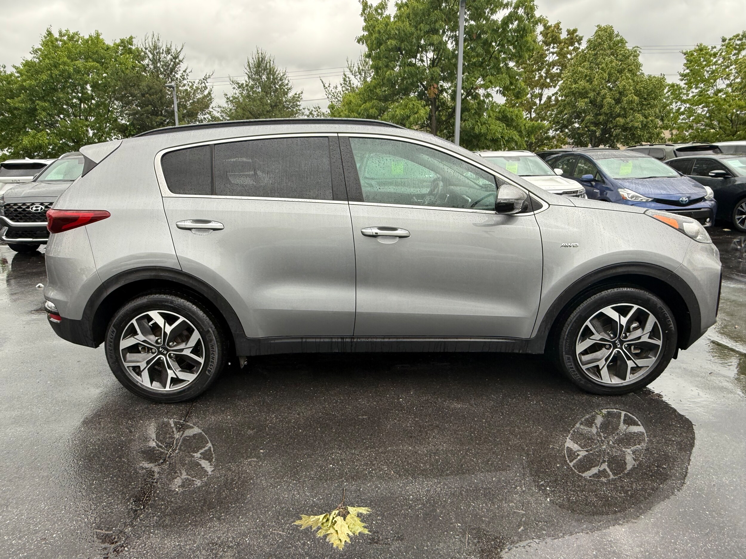 2022 Kia Sportage EX photo 4