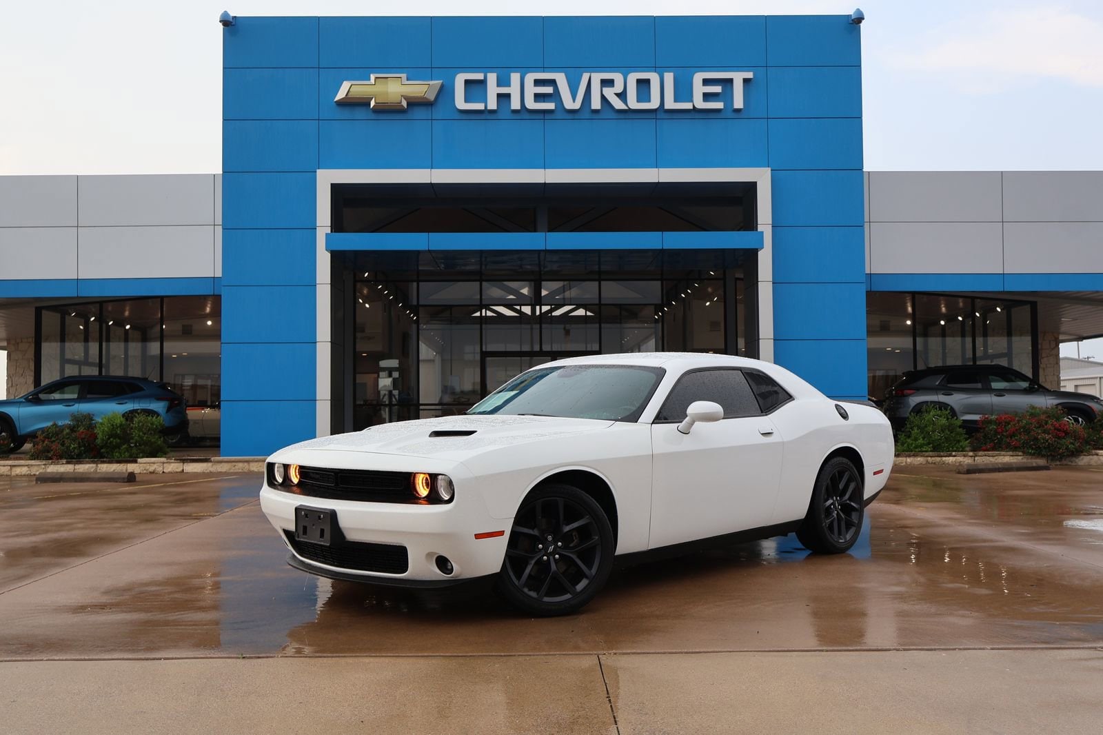 2021 Dodge Challenger SXT Auto's photo