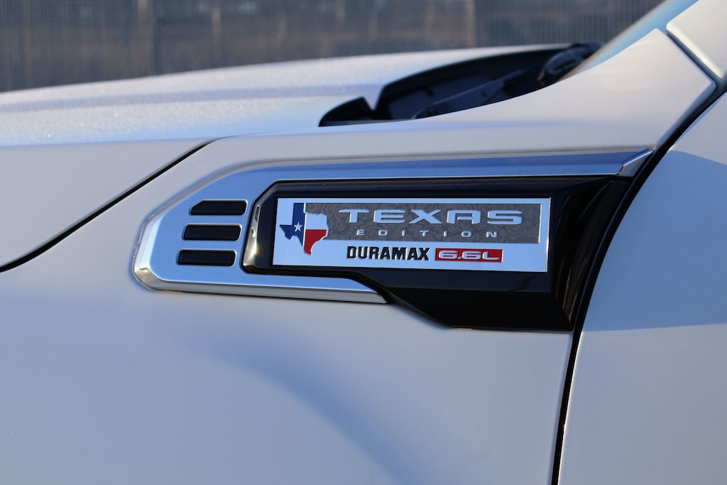 Used 2025 GMC Sierra 2500 HD SLT Truck