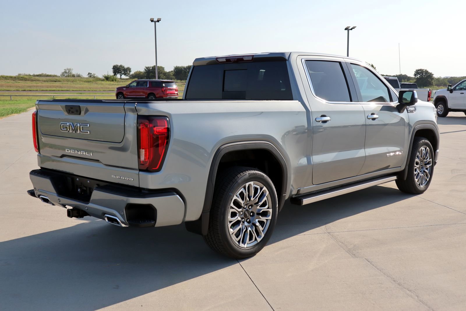2026 Gmc Sierra 1500 Denali Ultimate photo 4
